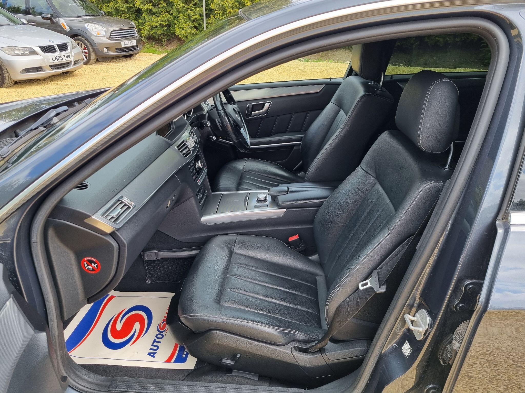 Mercedes-Benz E Class view 43