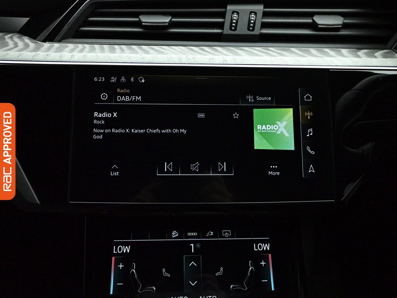 Audi E-Tron view 15