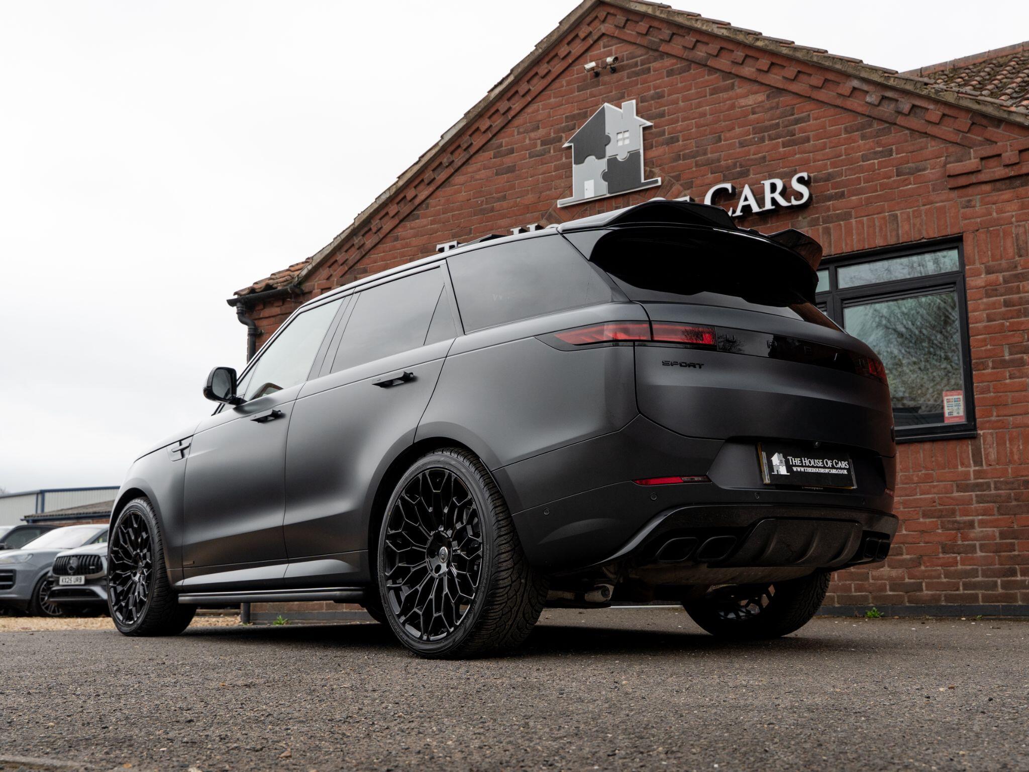 Land Rover Range Rover Sport view 12