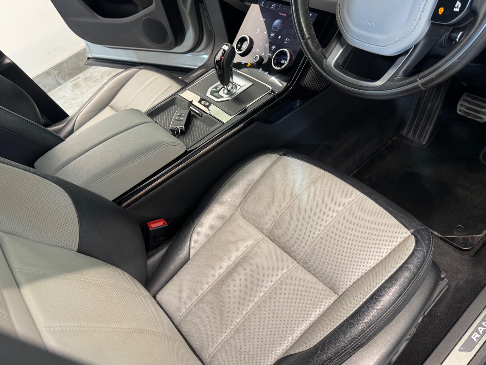 Land Rover Range Rover Evoque view 49