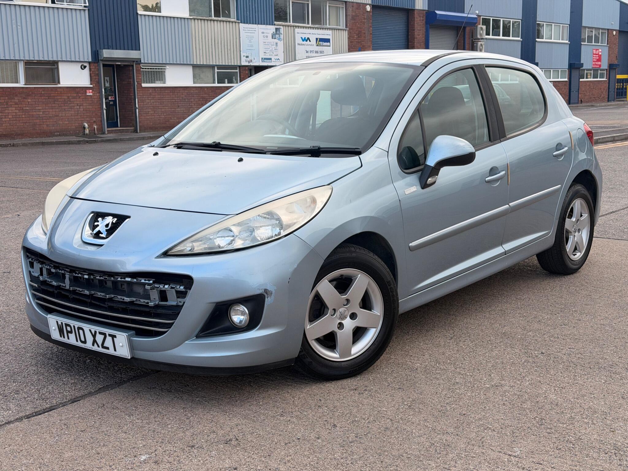 Peugeot 207 view 10