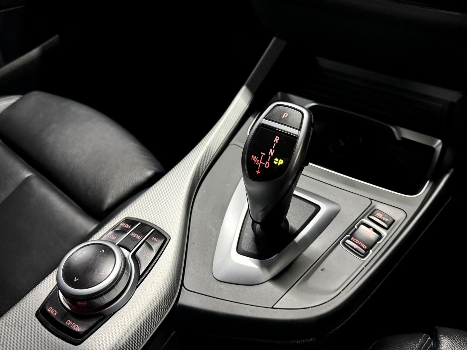 BMW 1 Series view 29