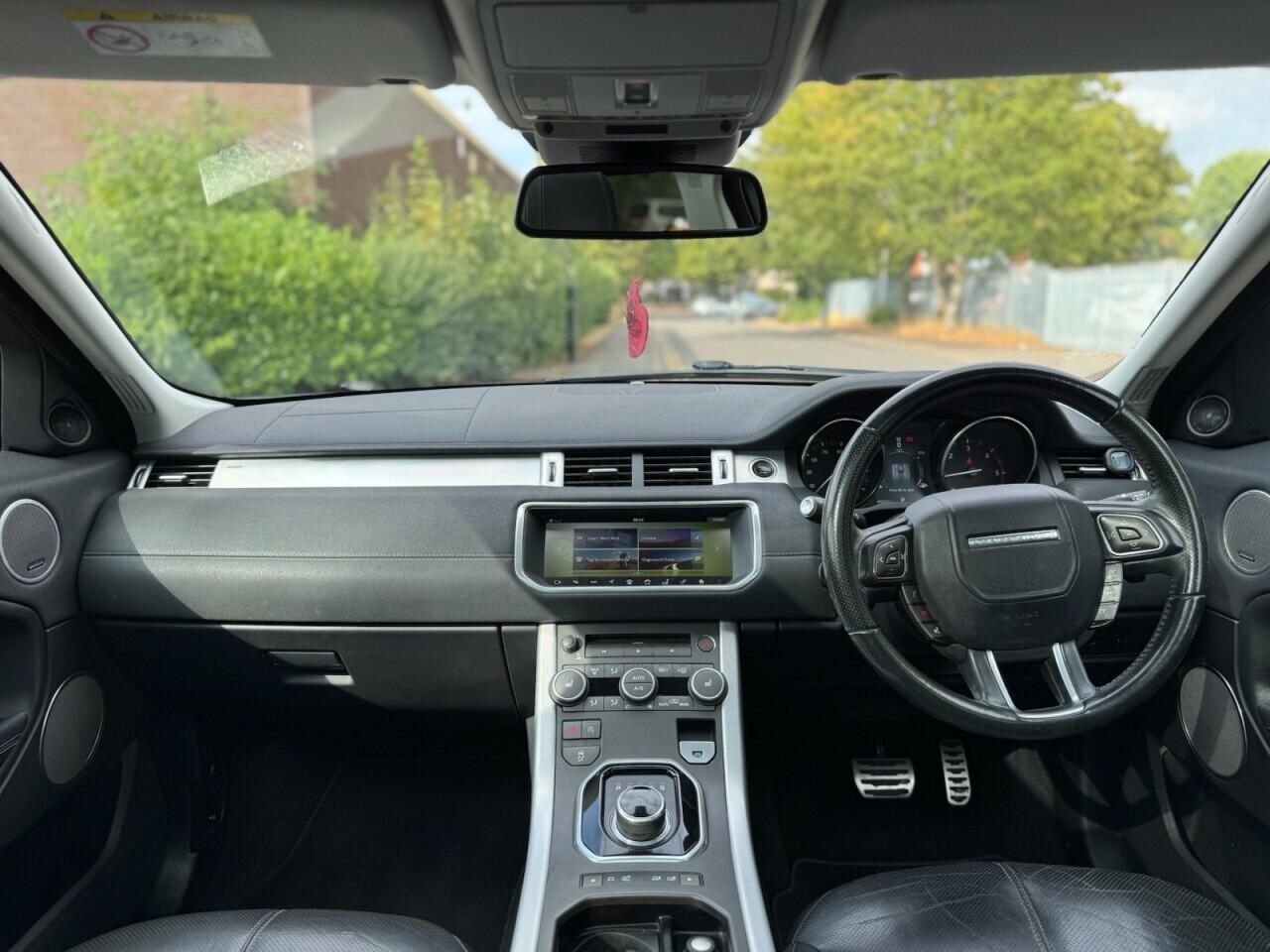 Land Rover Range Rover Evoque view 9