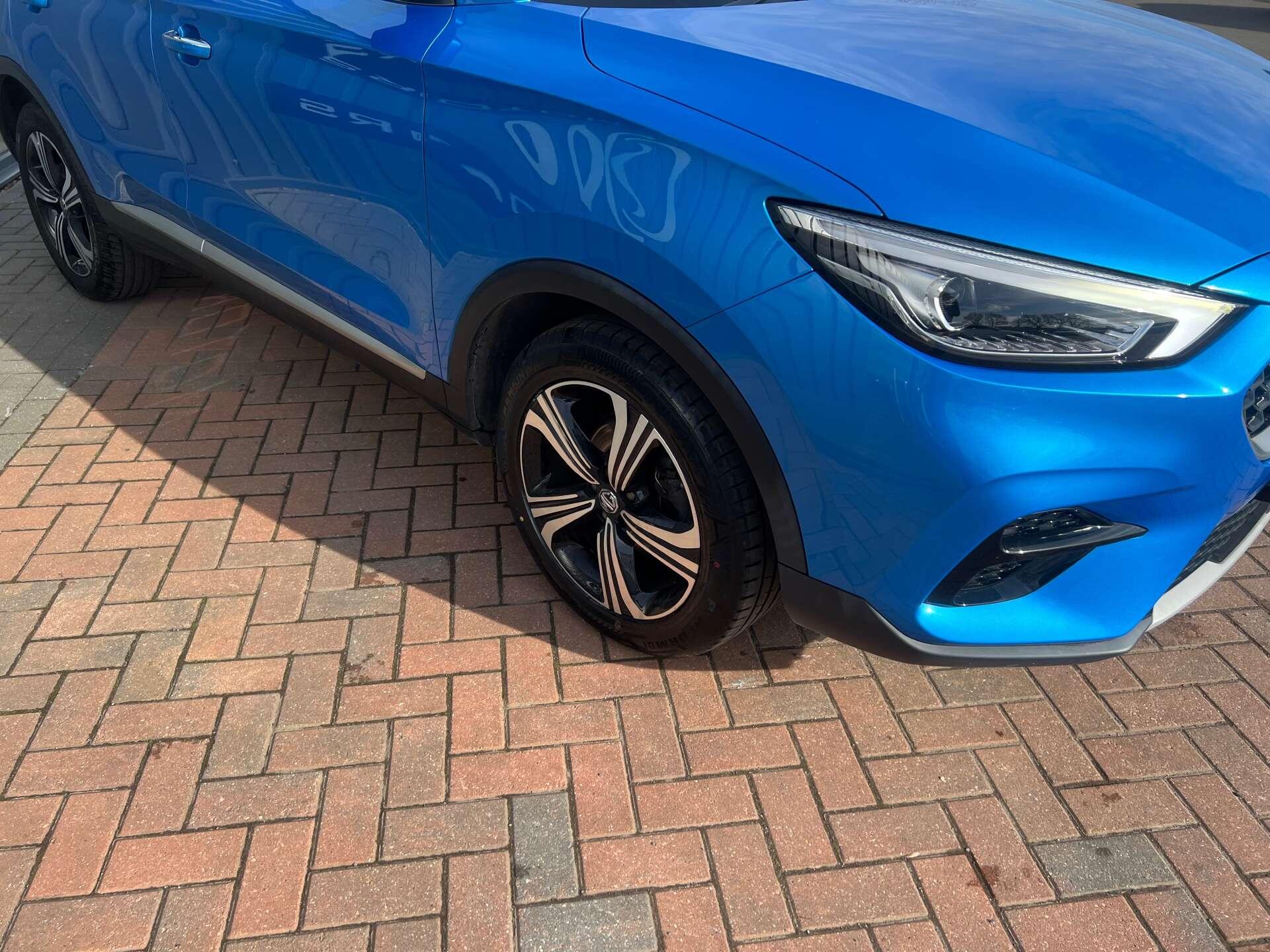 MG ZS view 54