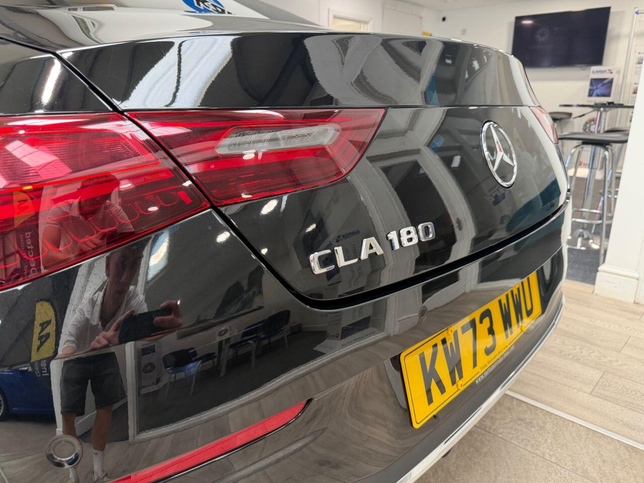Mercedes-Benz Cla view 37