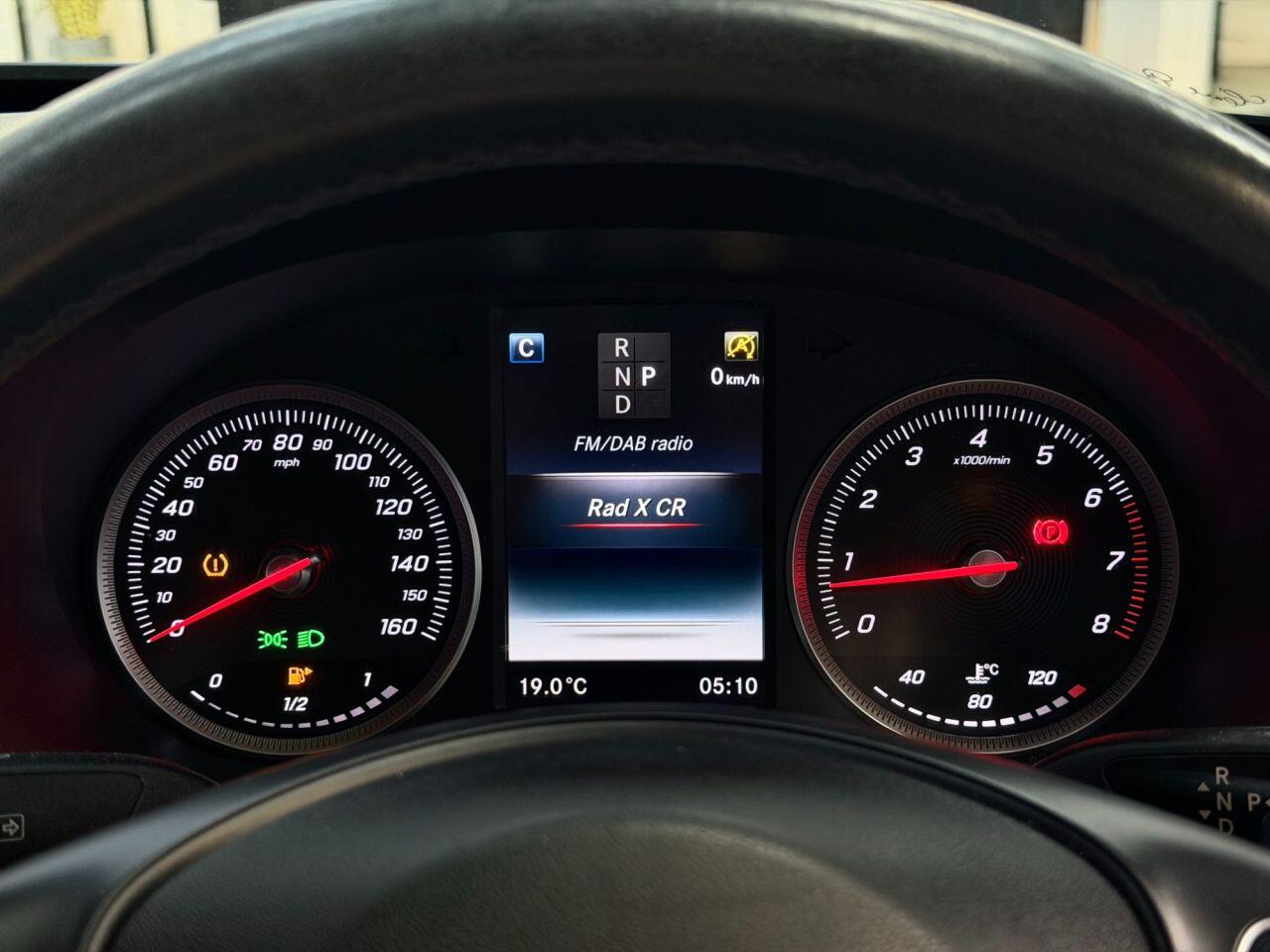 Mercedes-Benz C-Class view 28