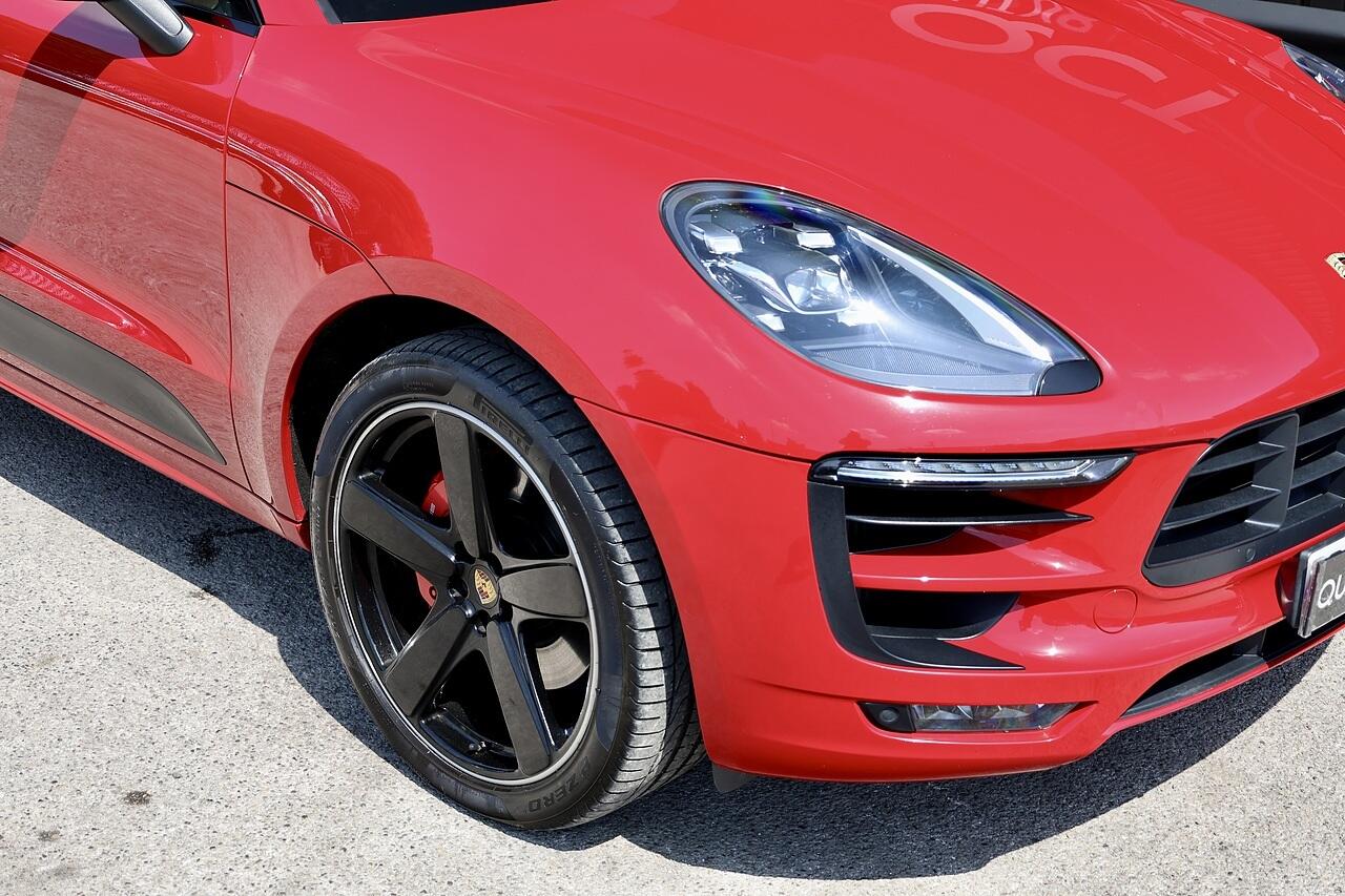 Porsche Macan view 29