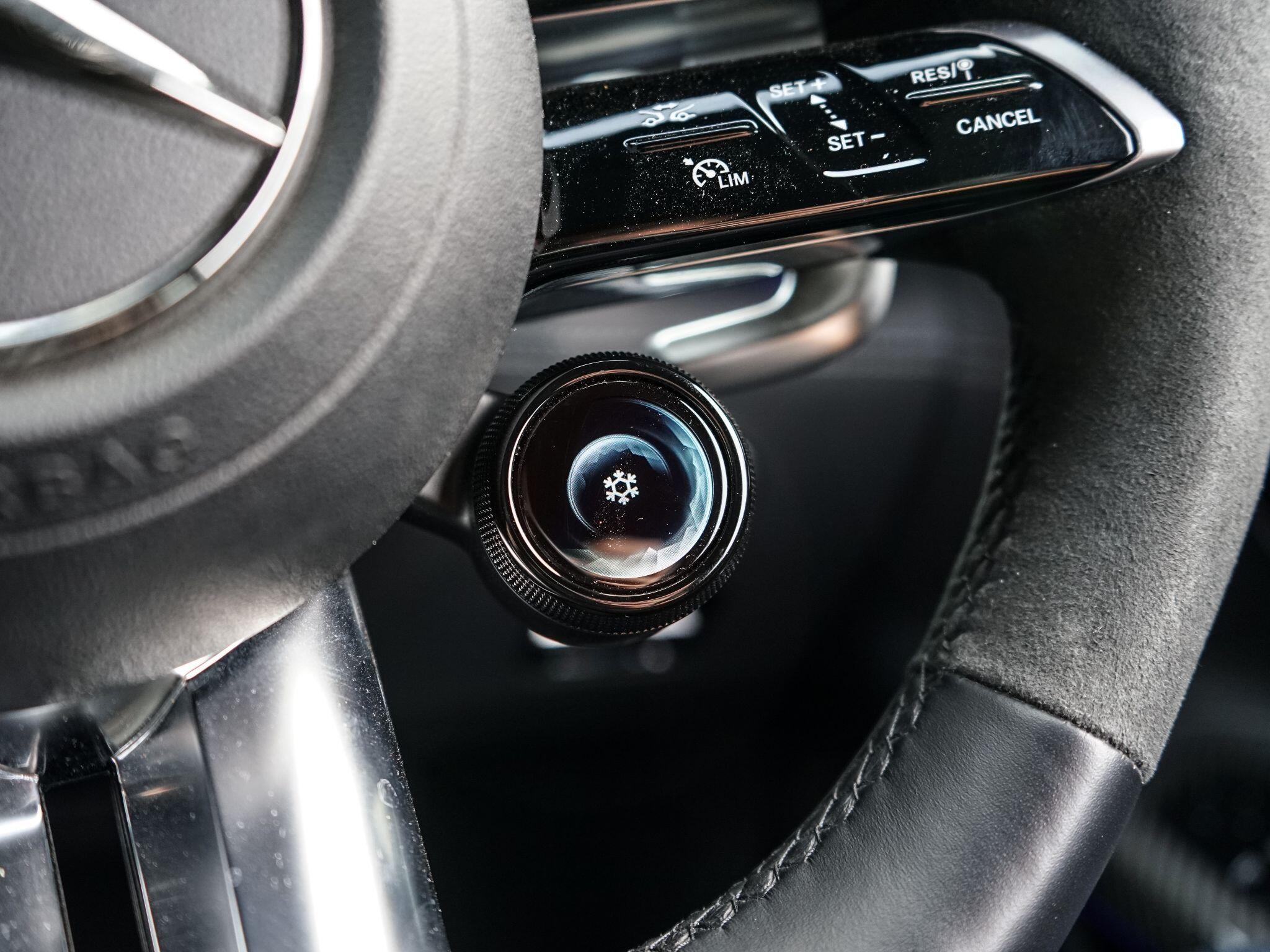 Mercedes-Benz SL view 48