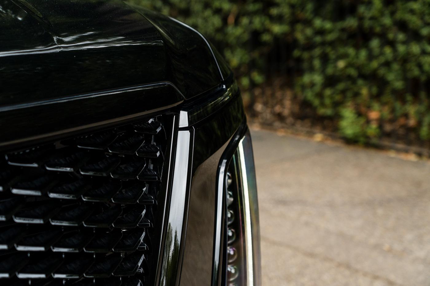 Cadillac Escalade view 8