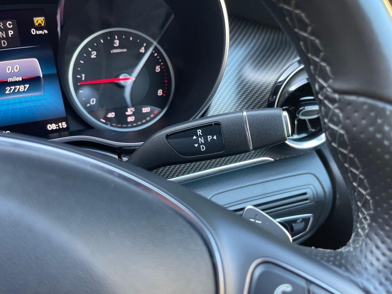 Mercedes-Benz V Class view 26
