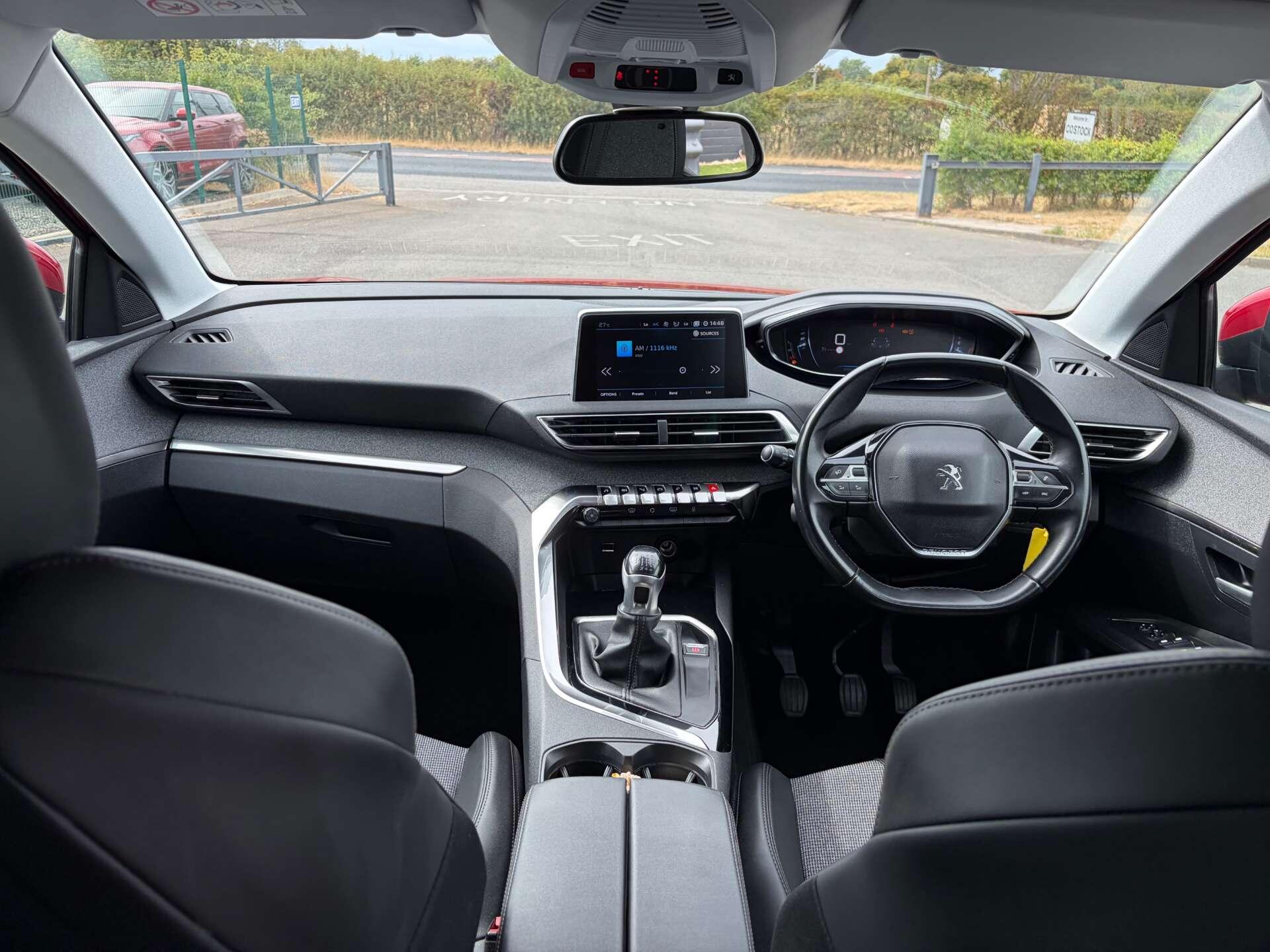 Peugeot 3008 view 32