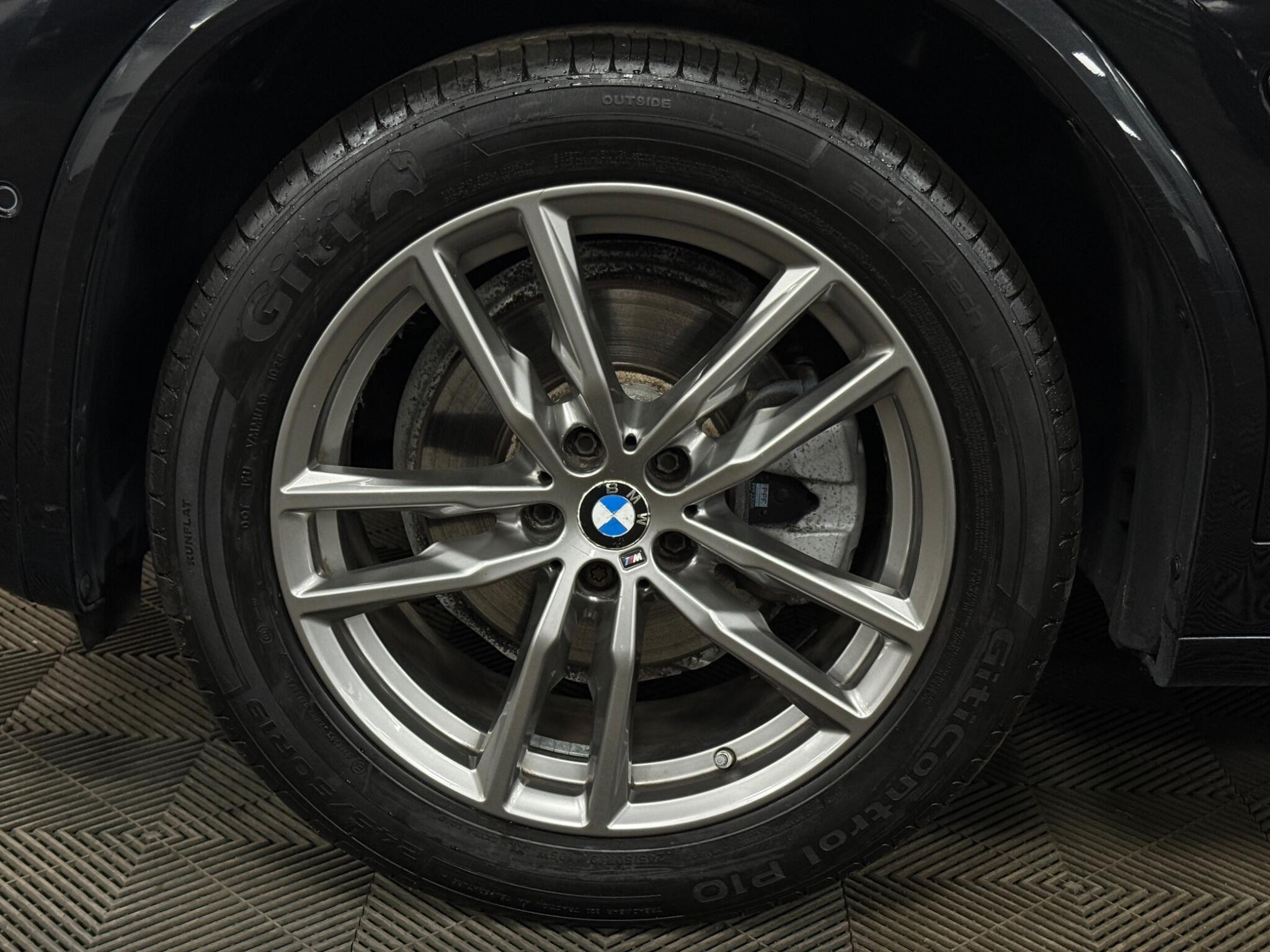 BMW X3 view 37