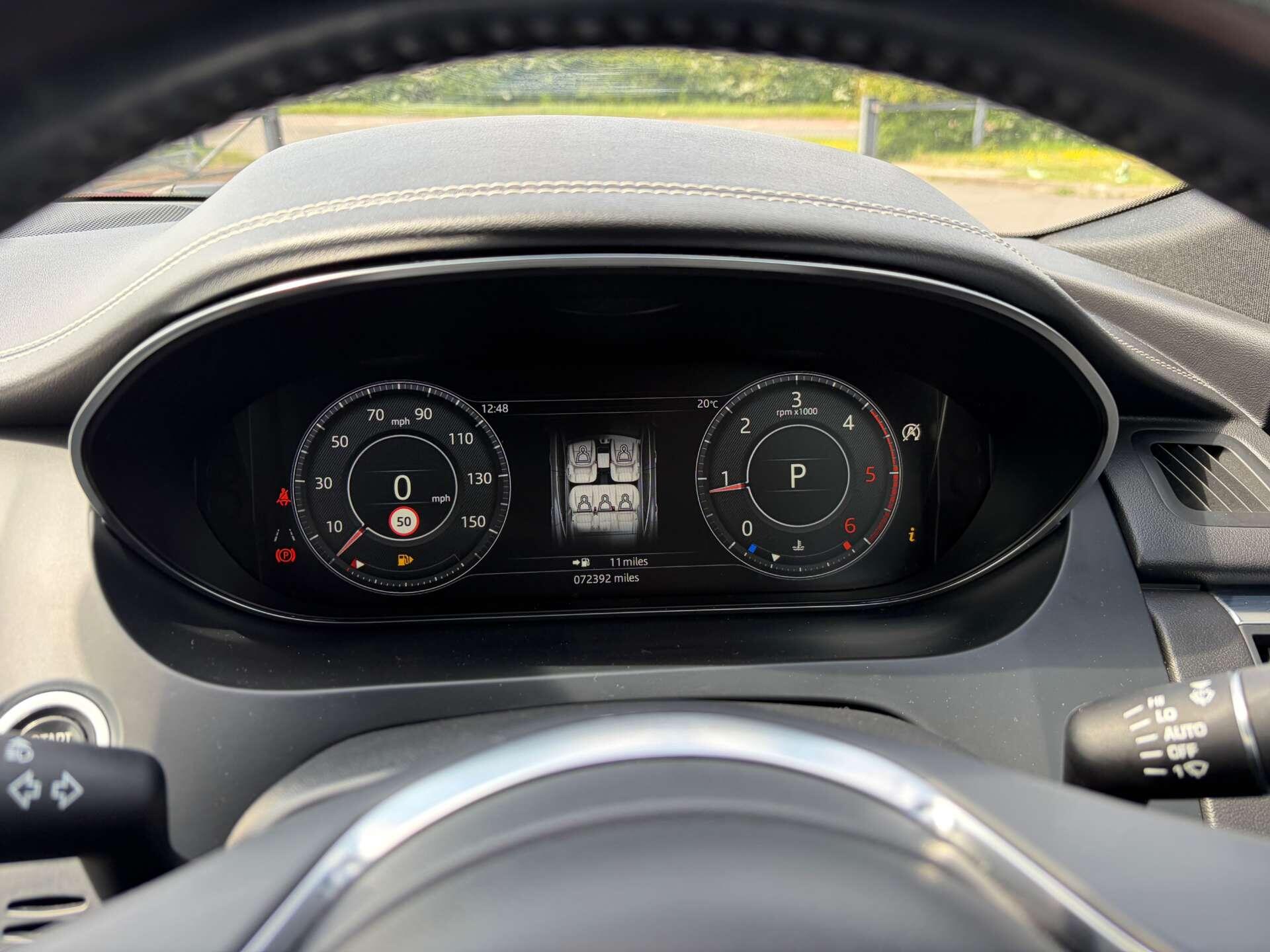 Jaguar E-Pace view 46