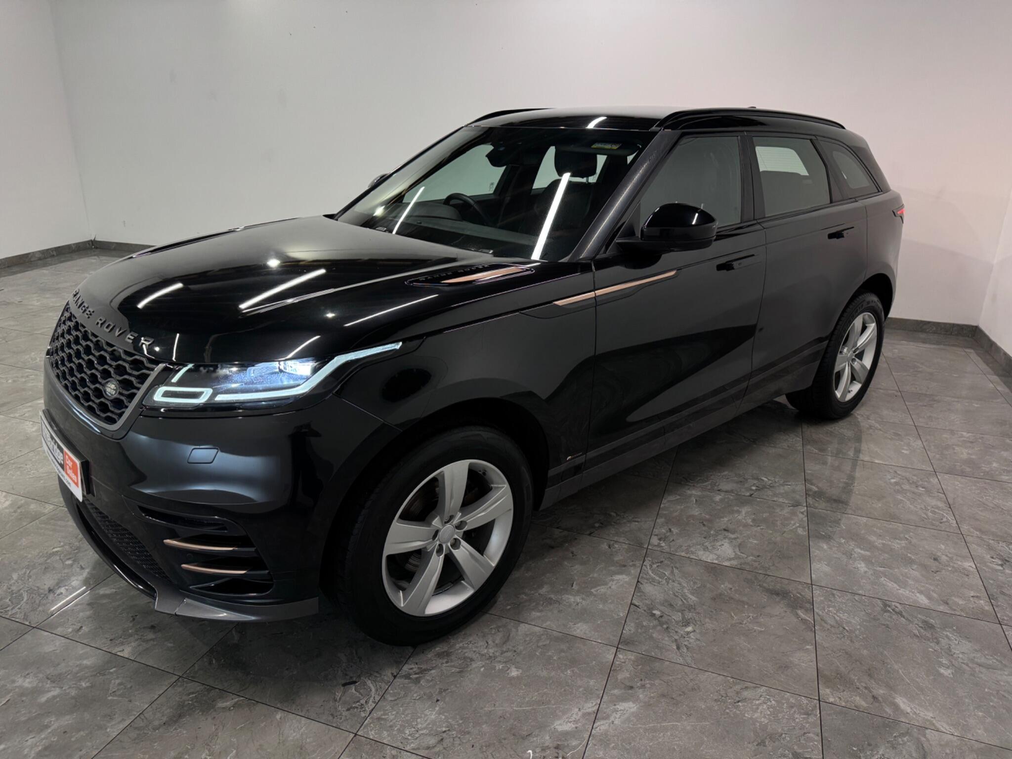 Land Rover Range Rover Velar view 3