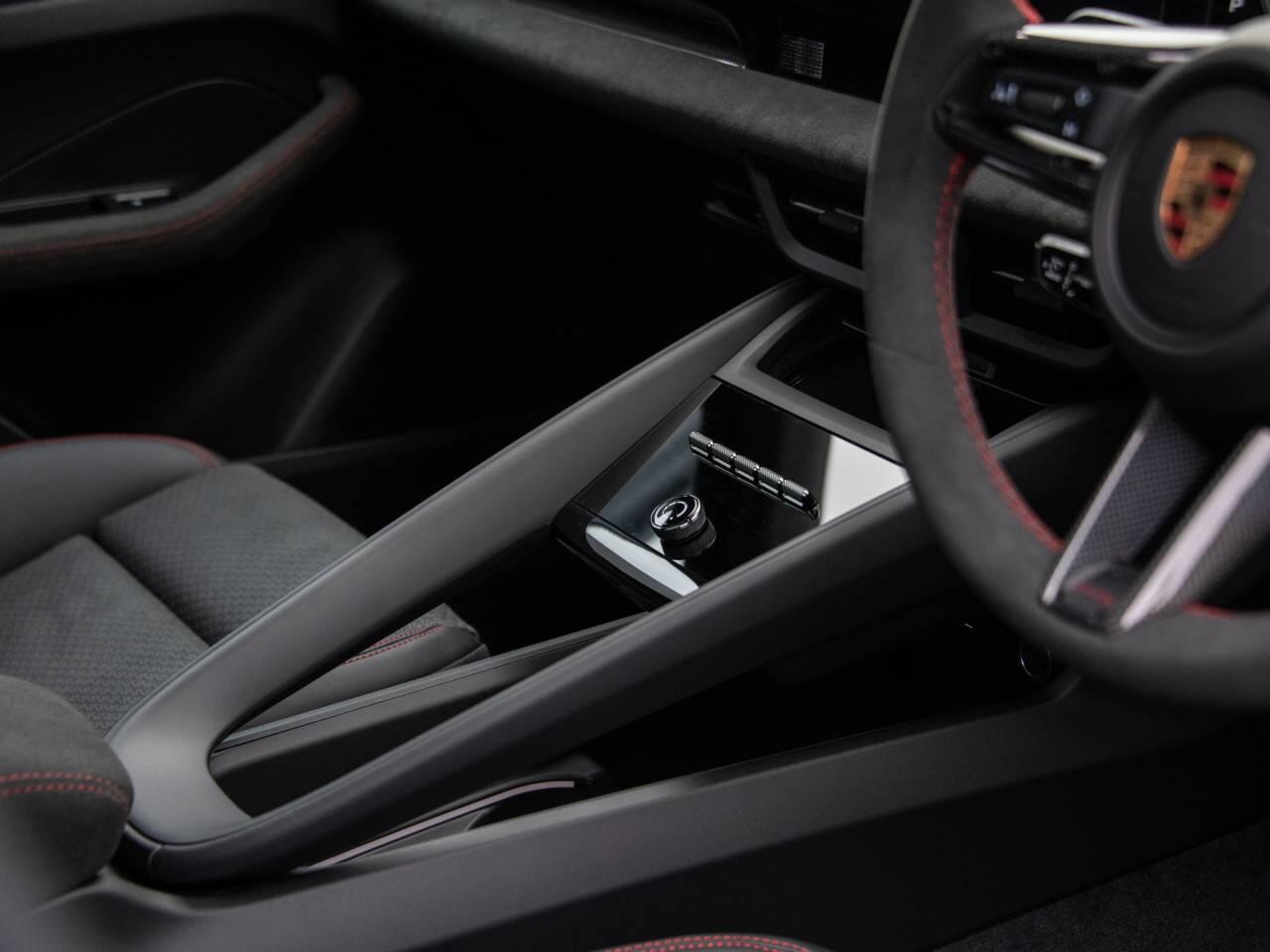 Porsche Macan view 30