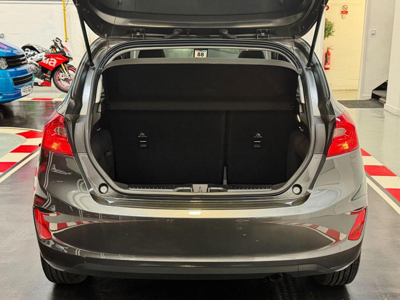 Ford Fiesta view 8