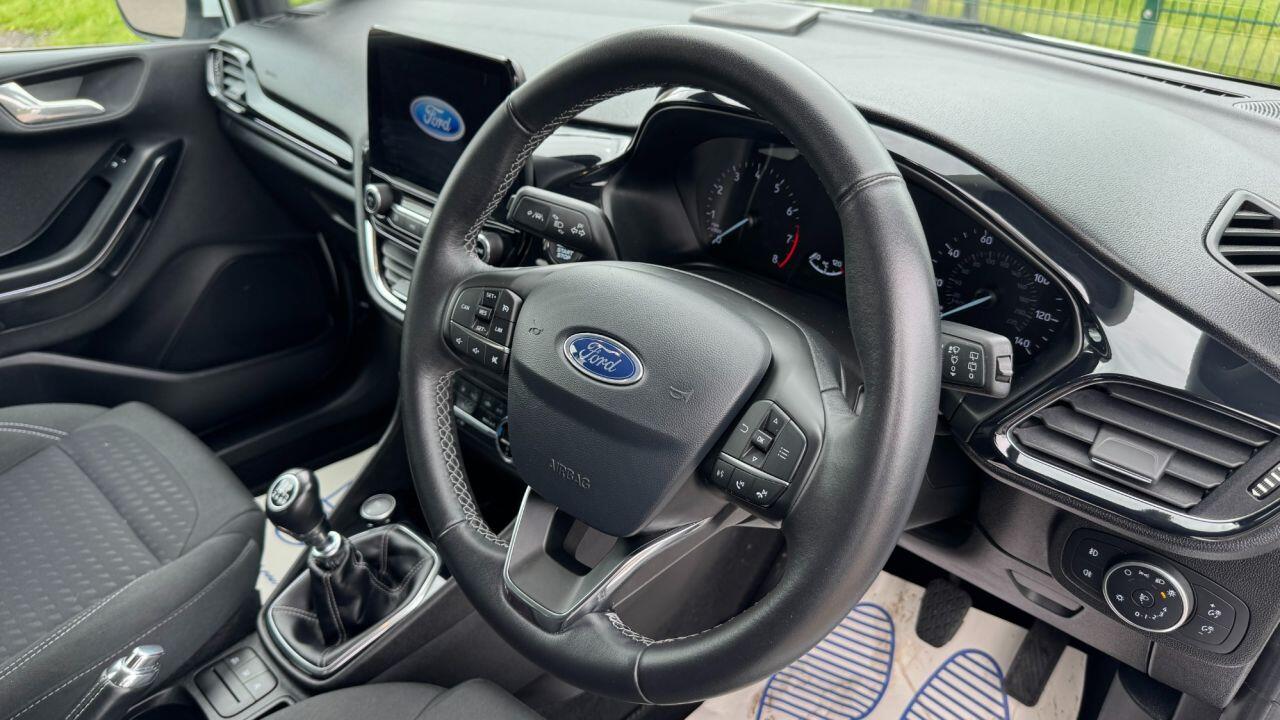 Ford Fiesta view 12