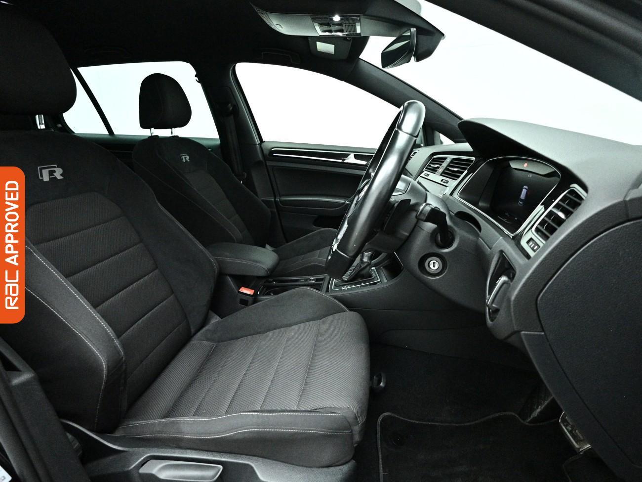 Volkswagen Golf view 12