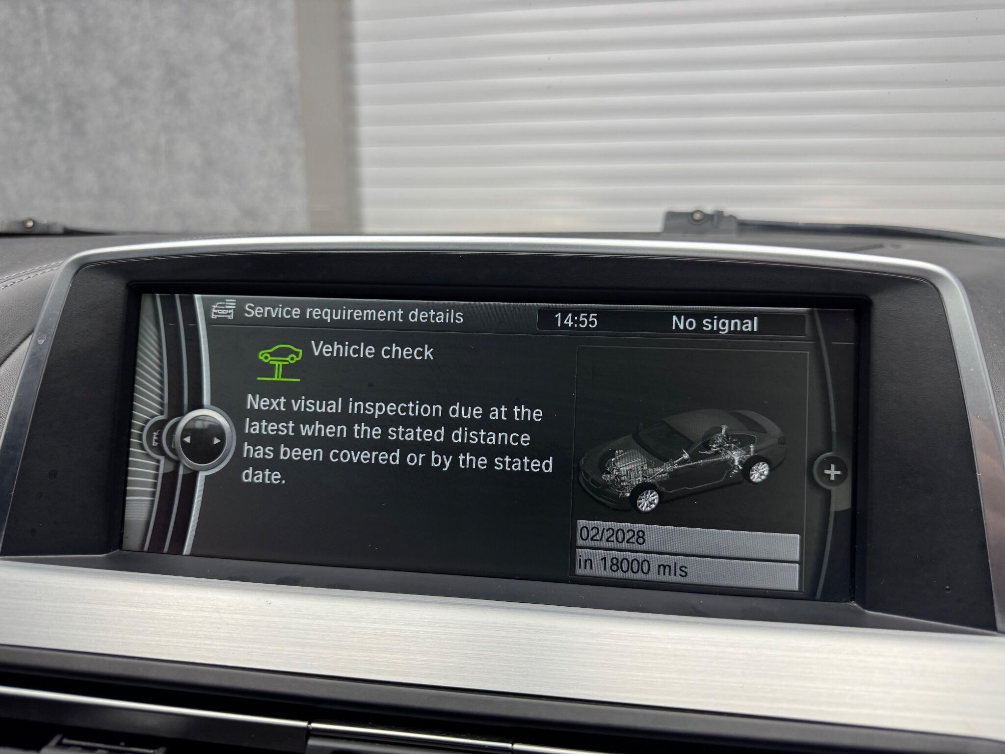 BMW 6 Series view 18