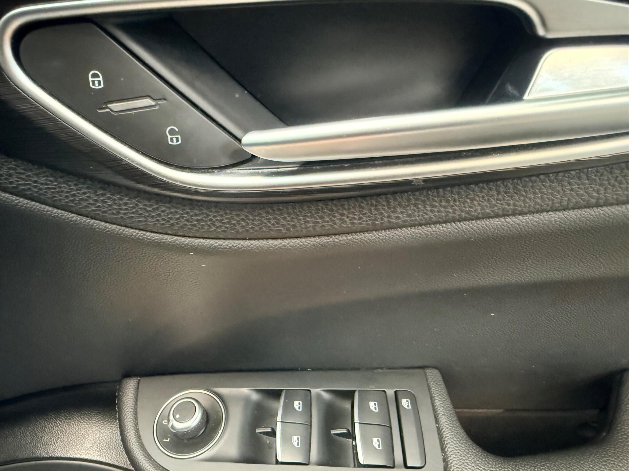 Alfa Romeo Giulia view 28
