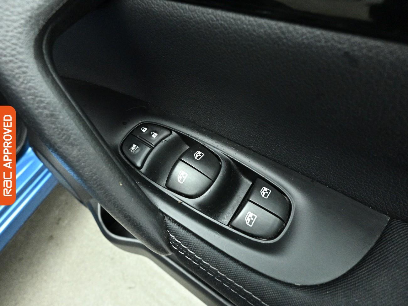 Nissan Qashqai view 23