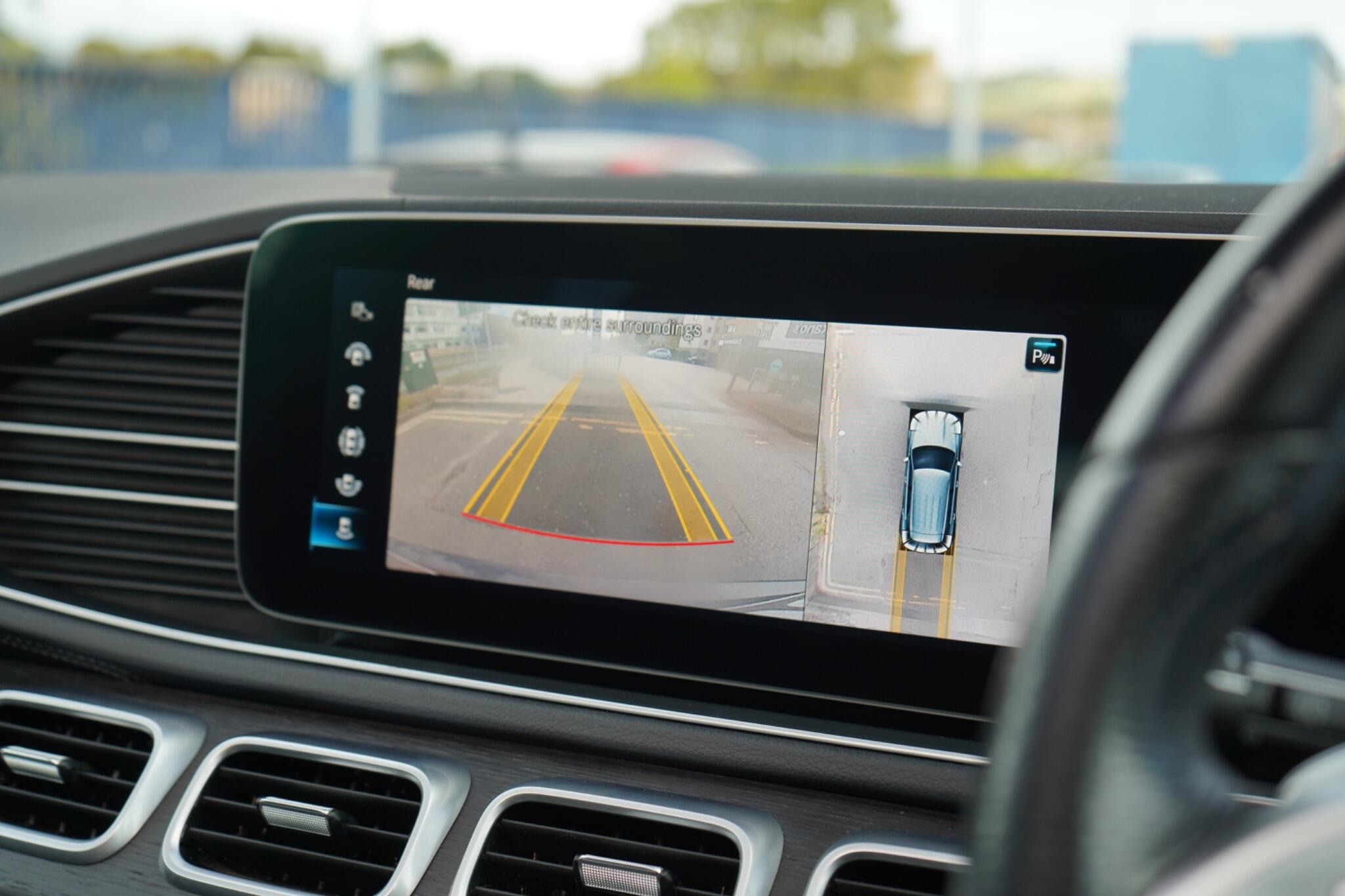 Mercedes-Benz Gle view 28