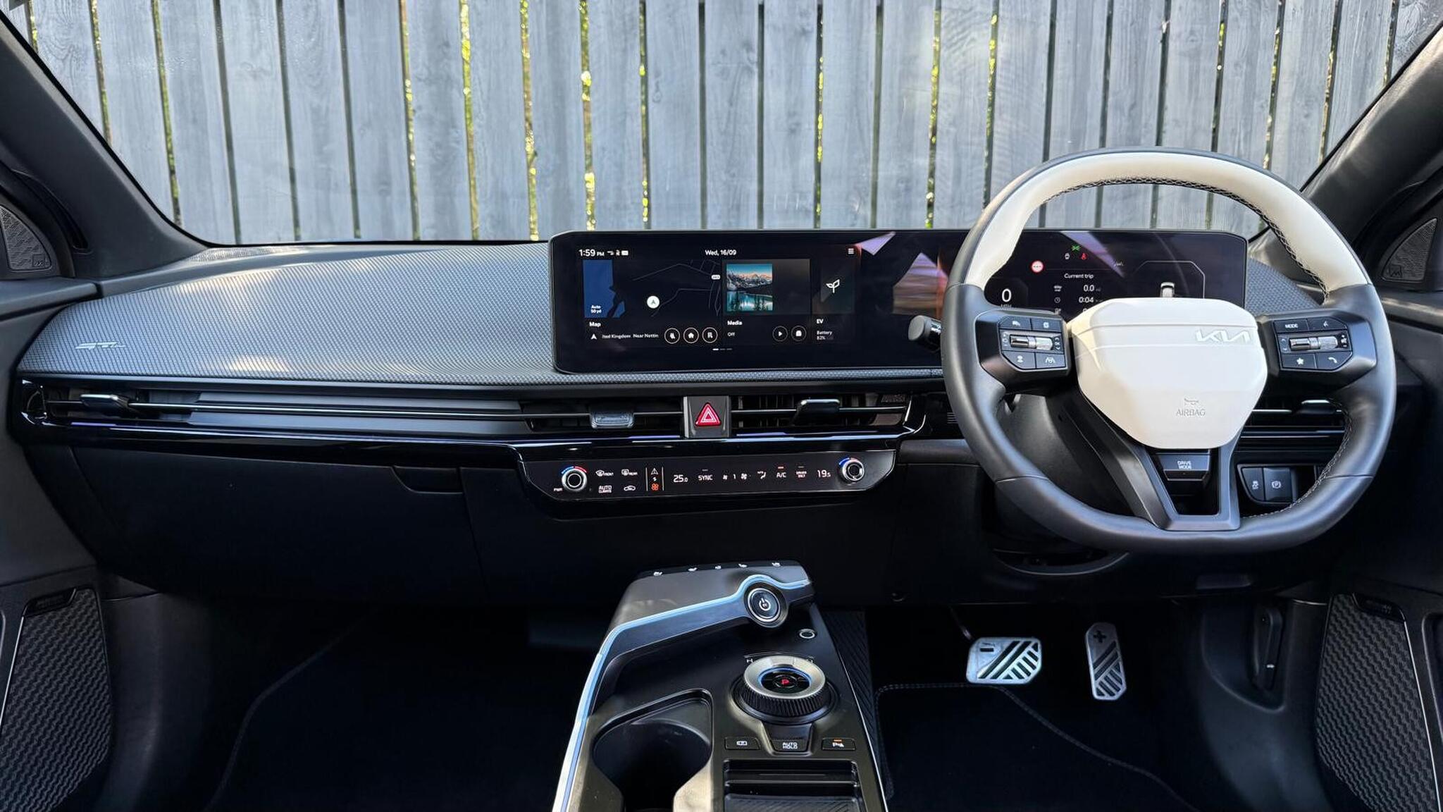 Kia Ev6 view 13