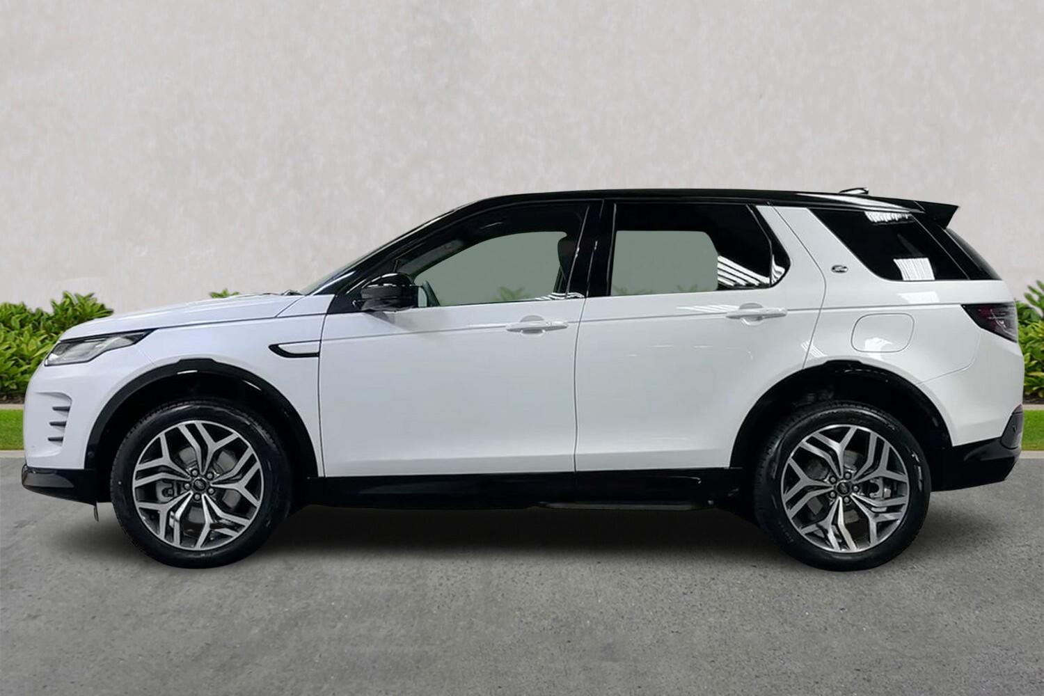 Land Rover Discovery Sport view 19