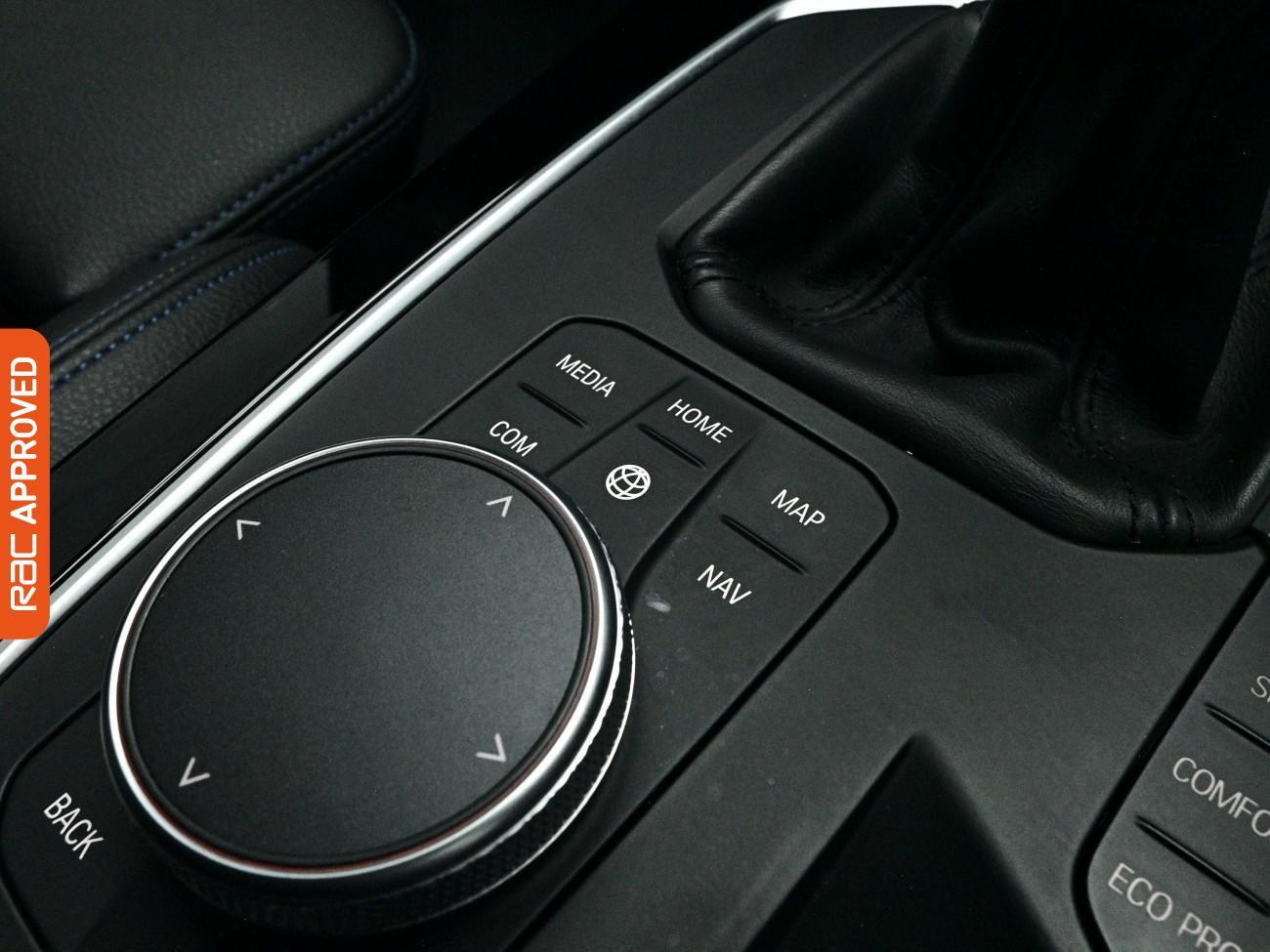 BMW 1 Series view 27