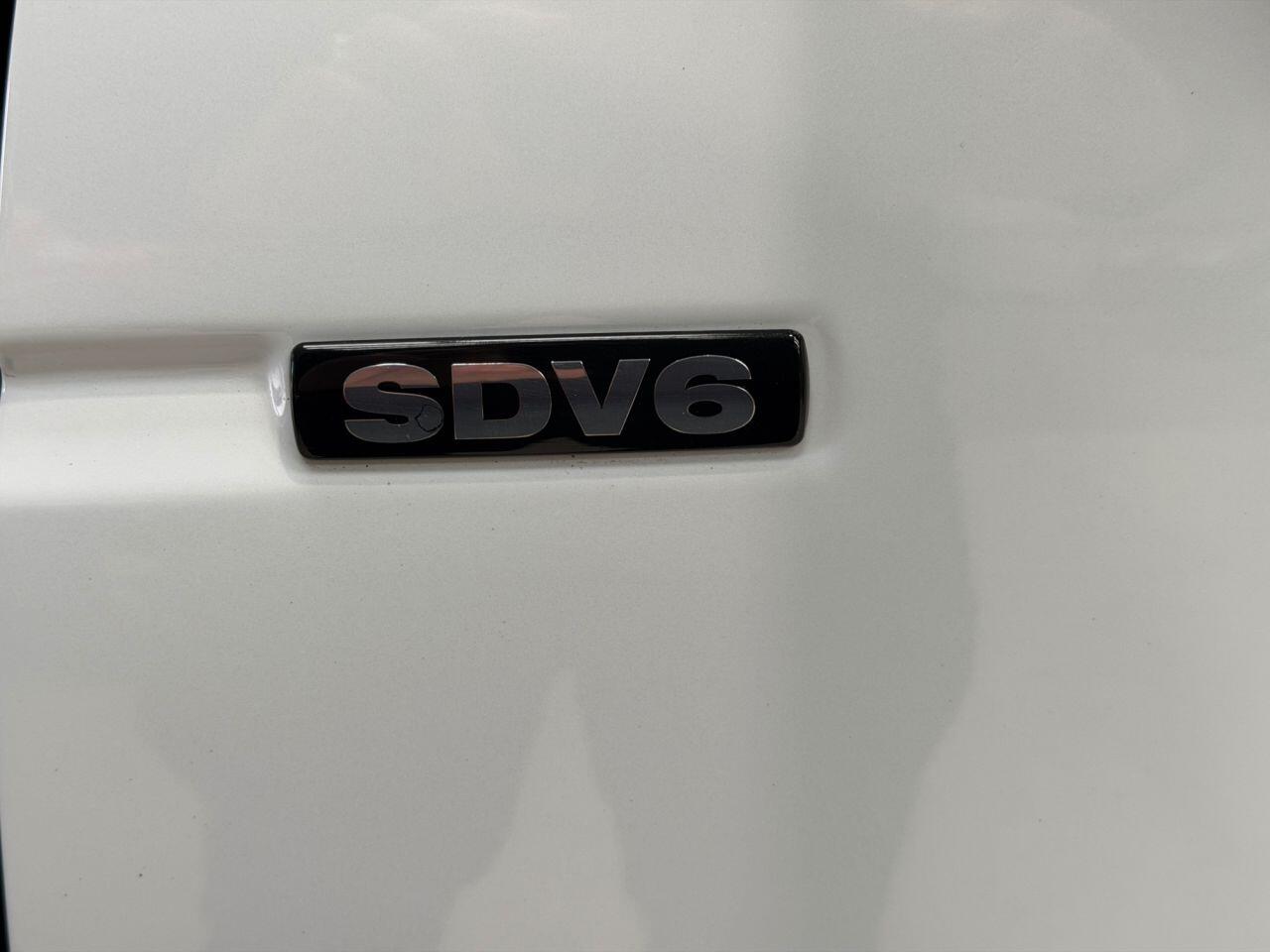 Land Rover Discovery 4 view 20