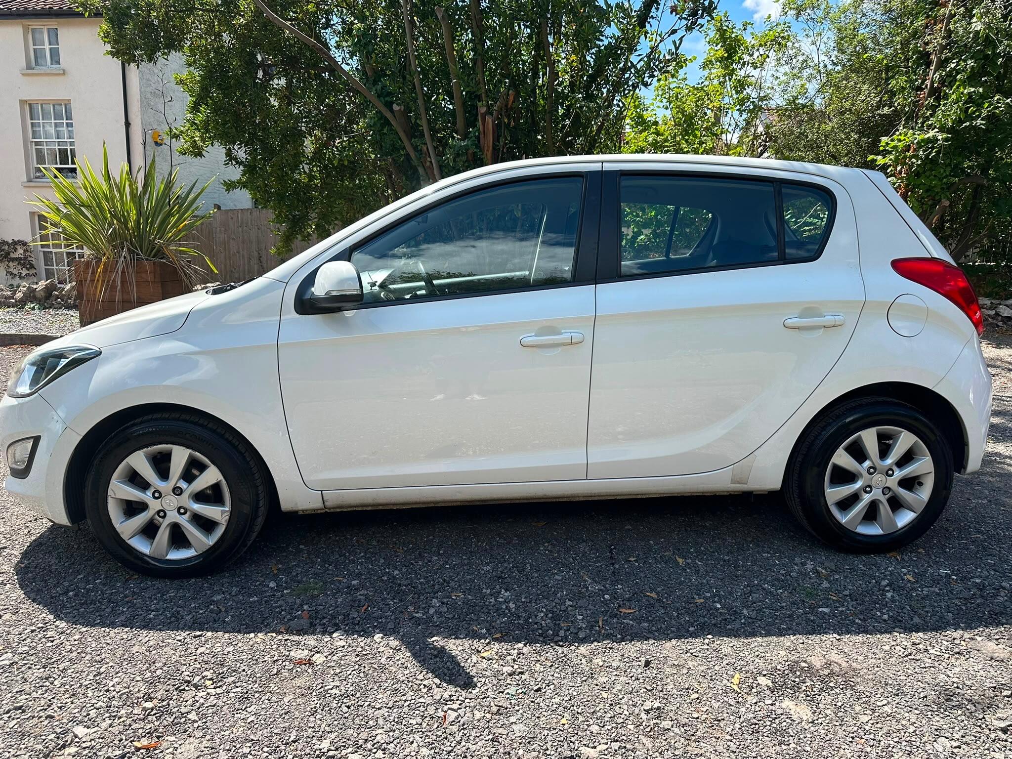 Hyundai I20 view 10
