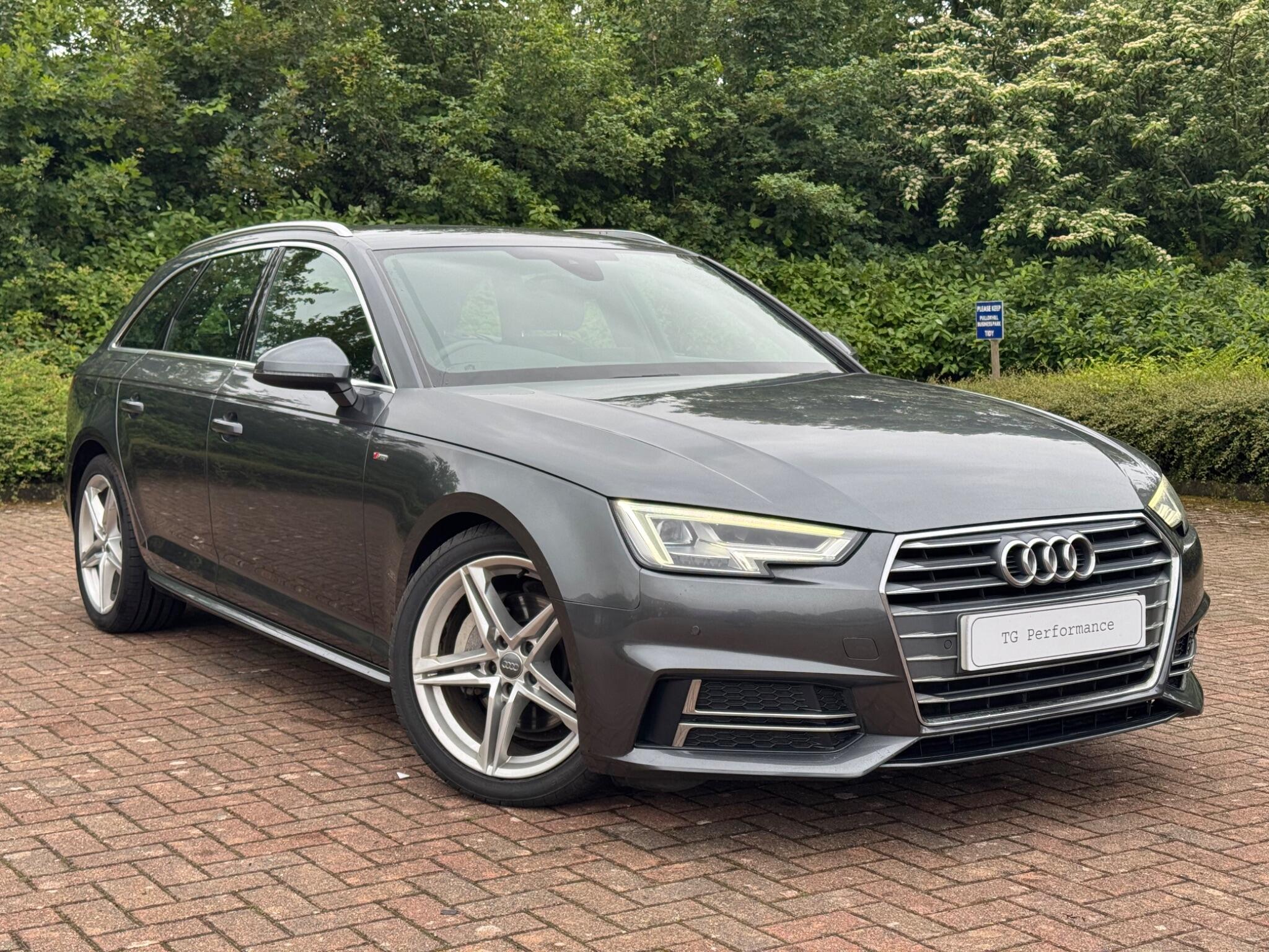 AUDI A4 AVANT 2.0 TDI ULTRA S LINE S TRONIC EURO 6 S S...