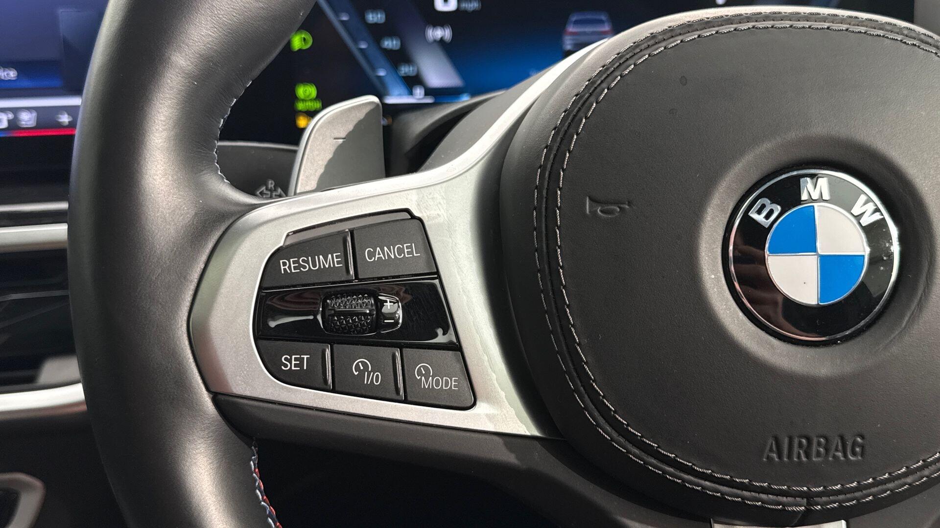 BMW X5 view 17