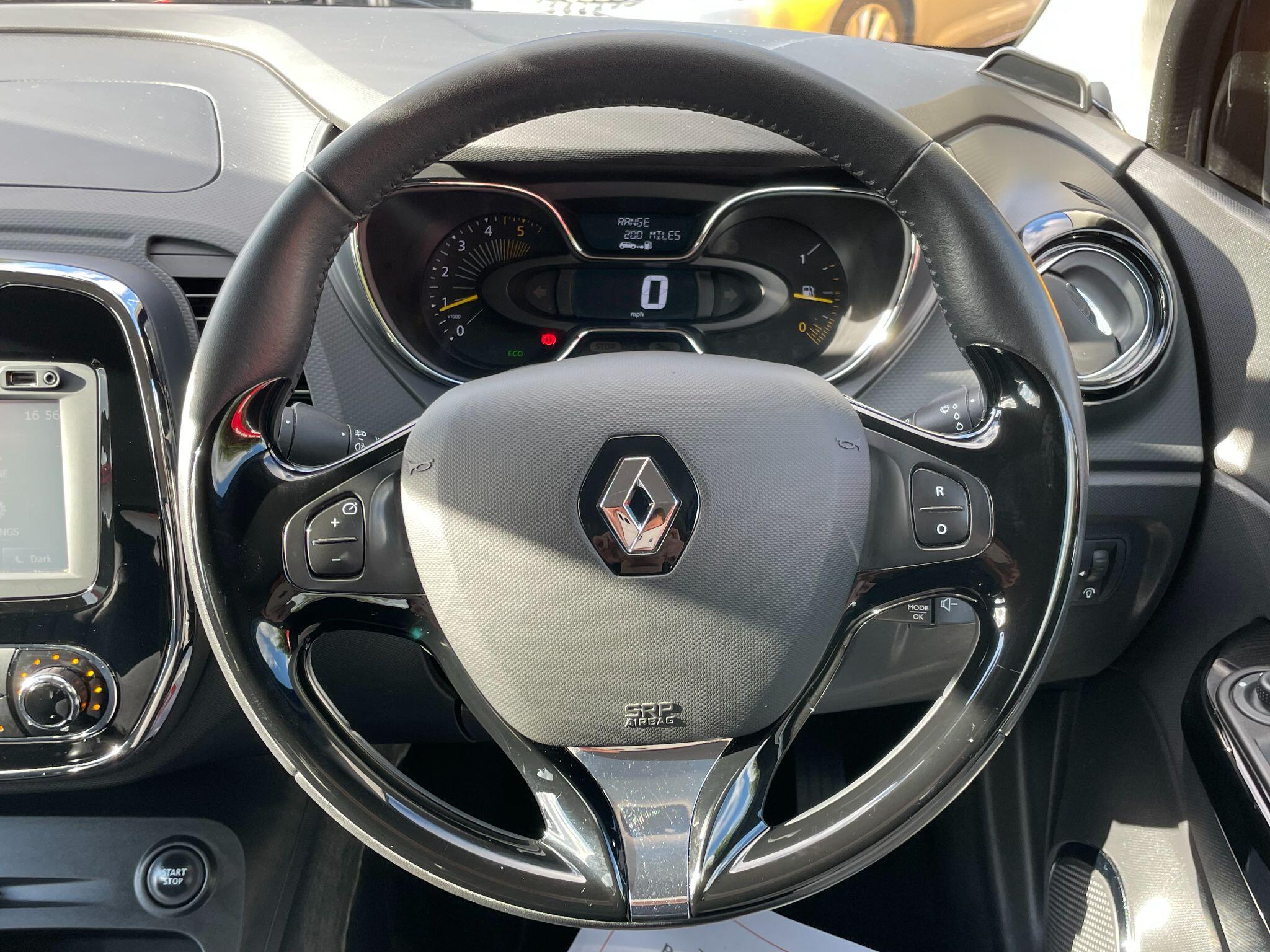 Renault Captur view 32