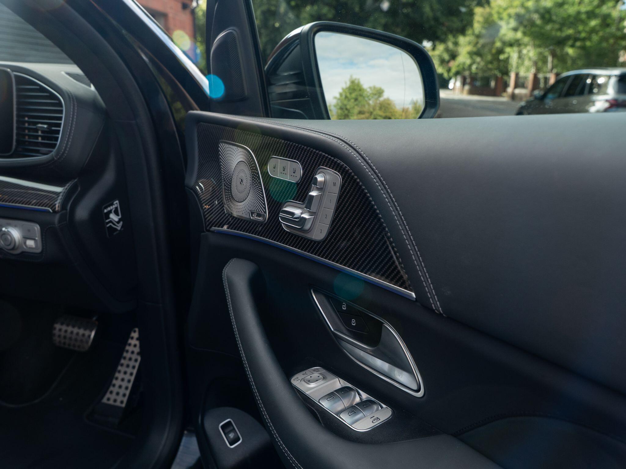 Mercedes-Benz Gle view 51