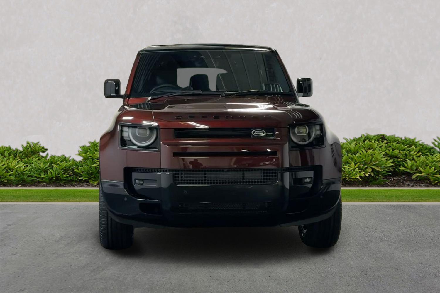 Land Rover Defender view 5