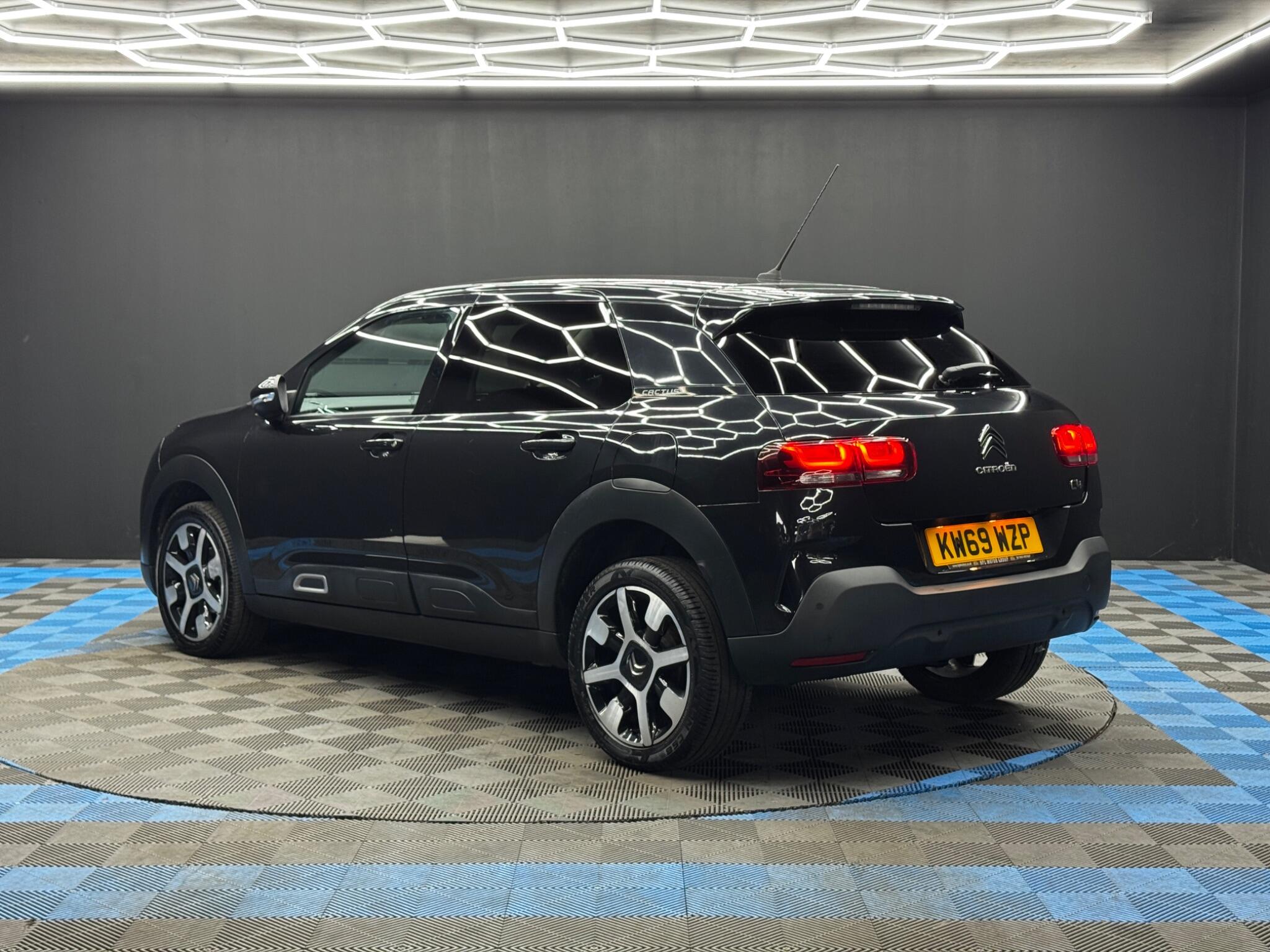 Citroen C4 Cactus view 7