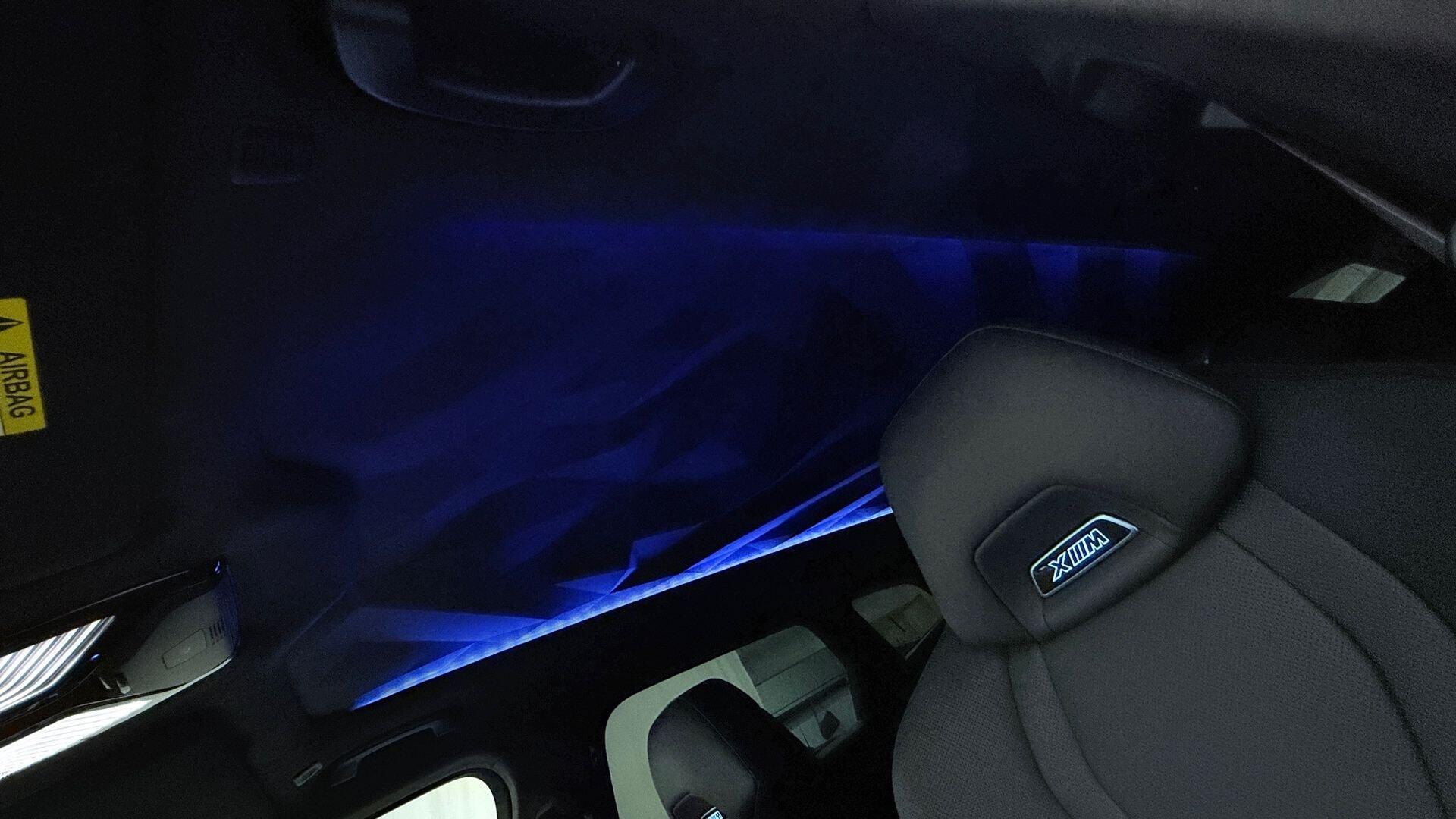 BMW XM view 21