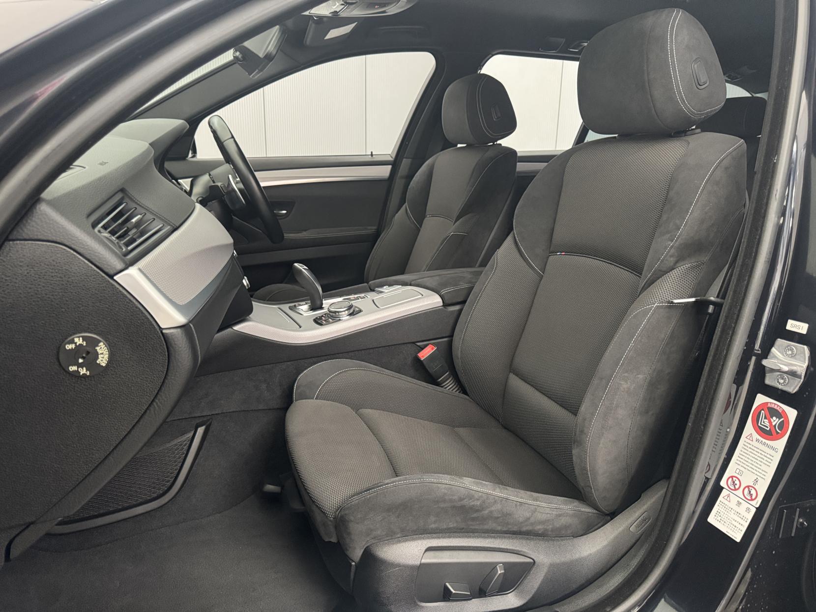 BMW 5 Series view 58