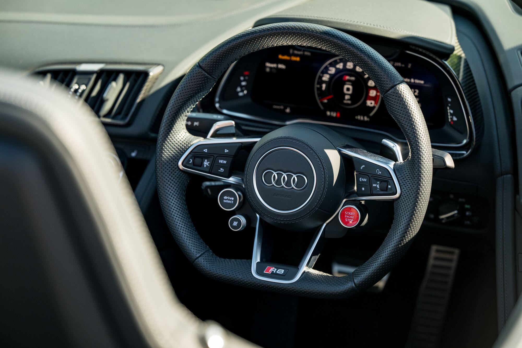 Audi R8 view 62