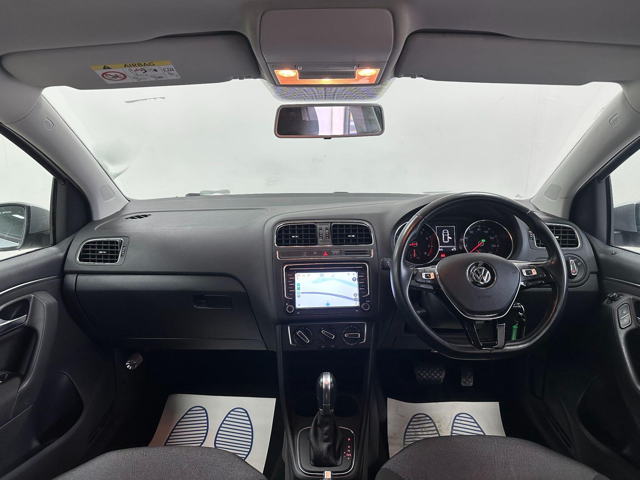 2015 Volkswagen Polo 1.2 TSI BlueMotion Tech SE DSG Euro 6 (s/s) 5dr • 28,375 miles image 4