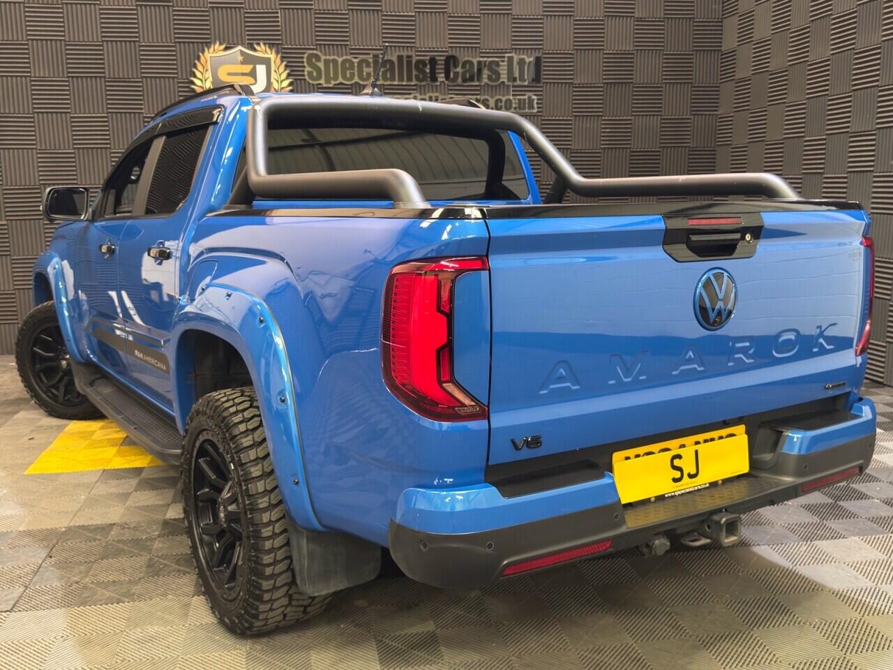Volkswagen Amarok view 32