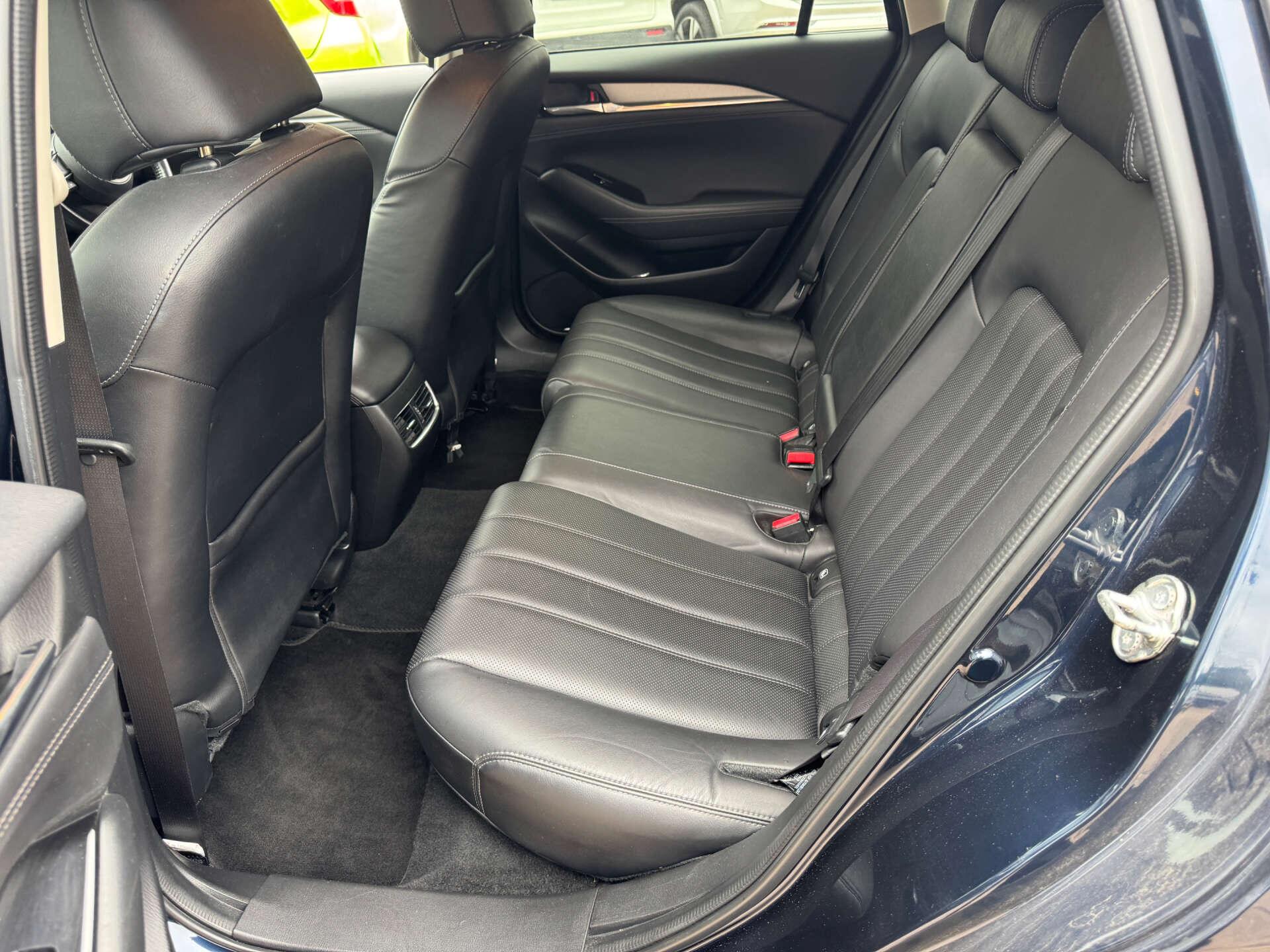 Mazda Mazda6 view 21