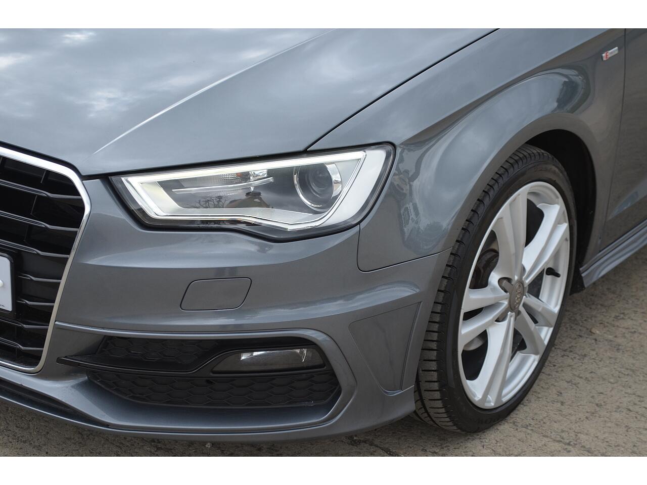 Audi A3 view 24