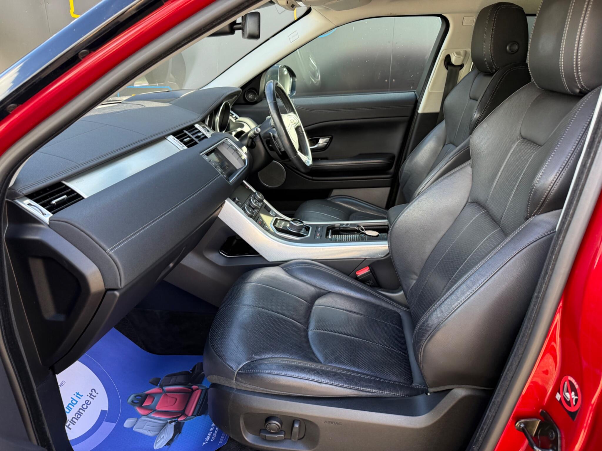 Land Rover Range Rover Evoque view 17