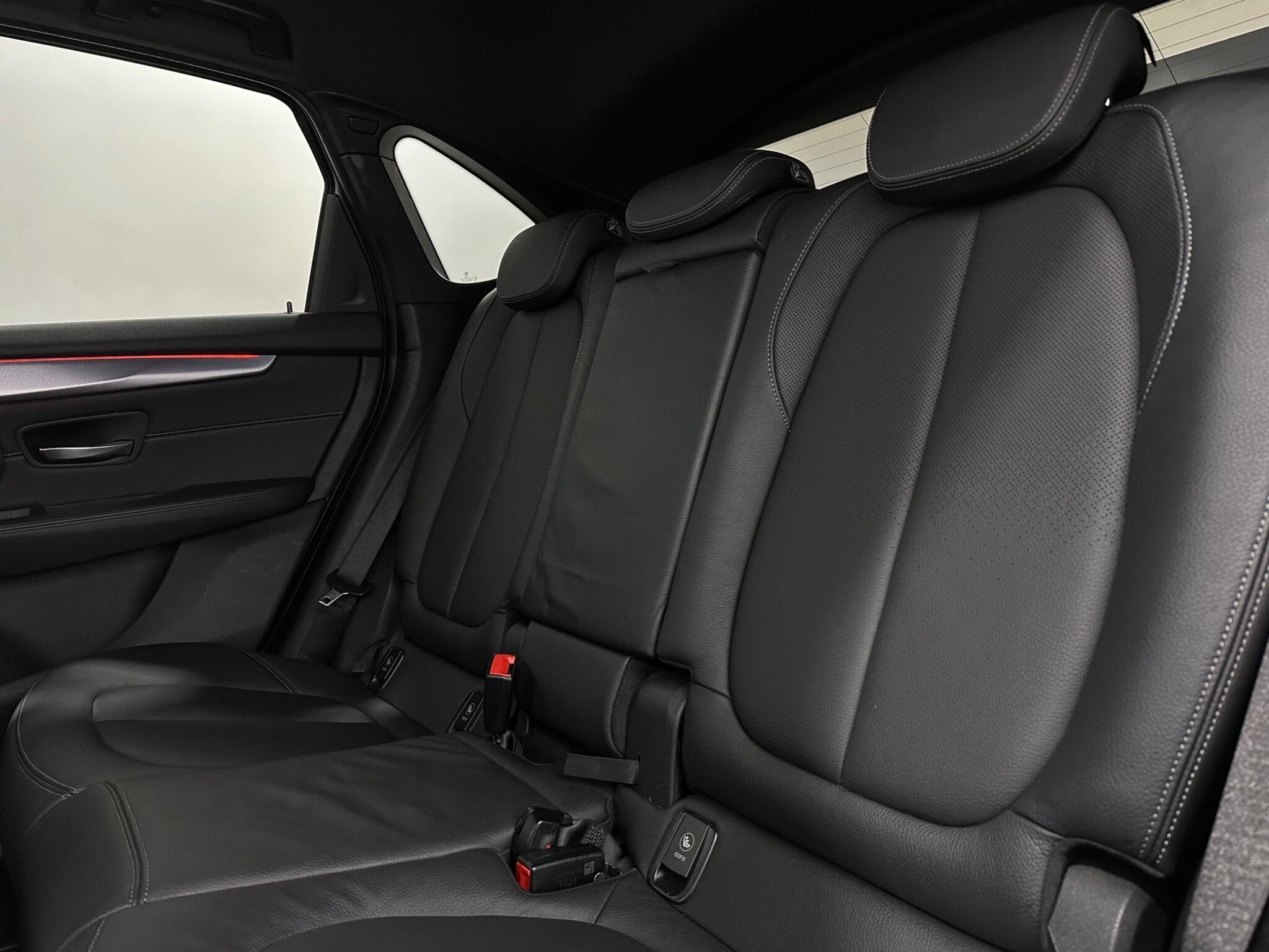 BMW 2 Series view 39