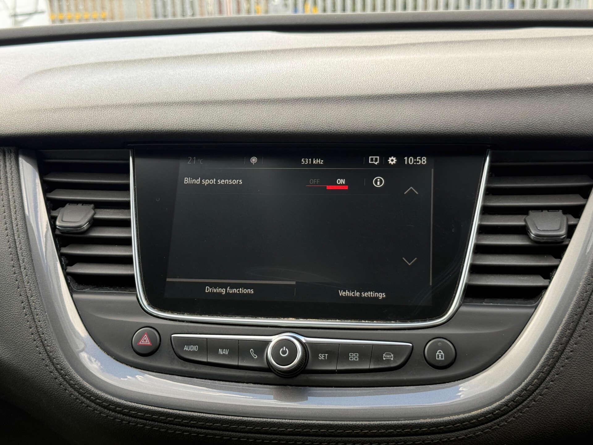 Vauxhall Grandland X view 48