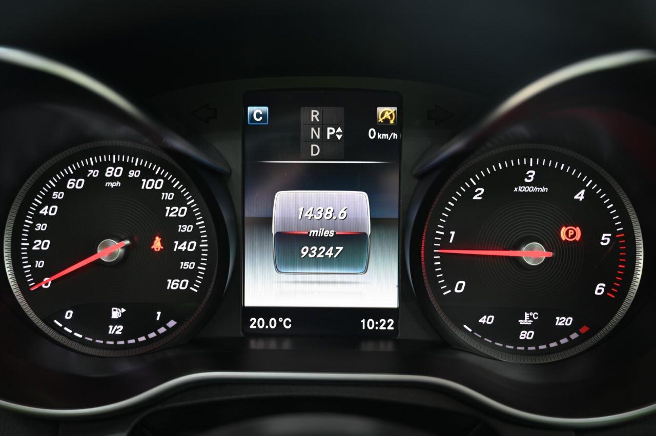 Mercedes-Benz C Class view 21