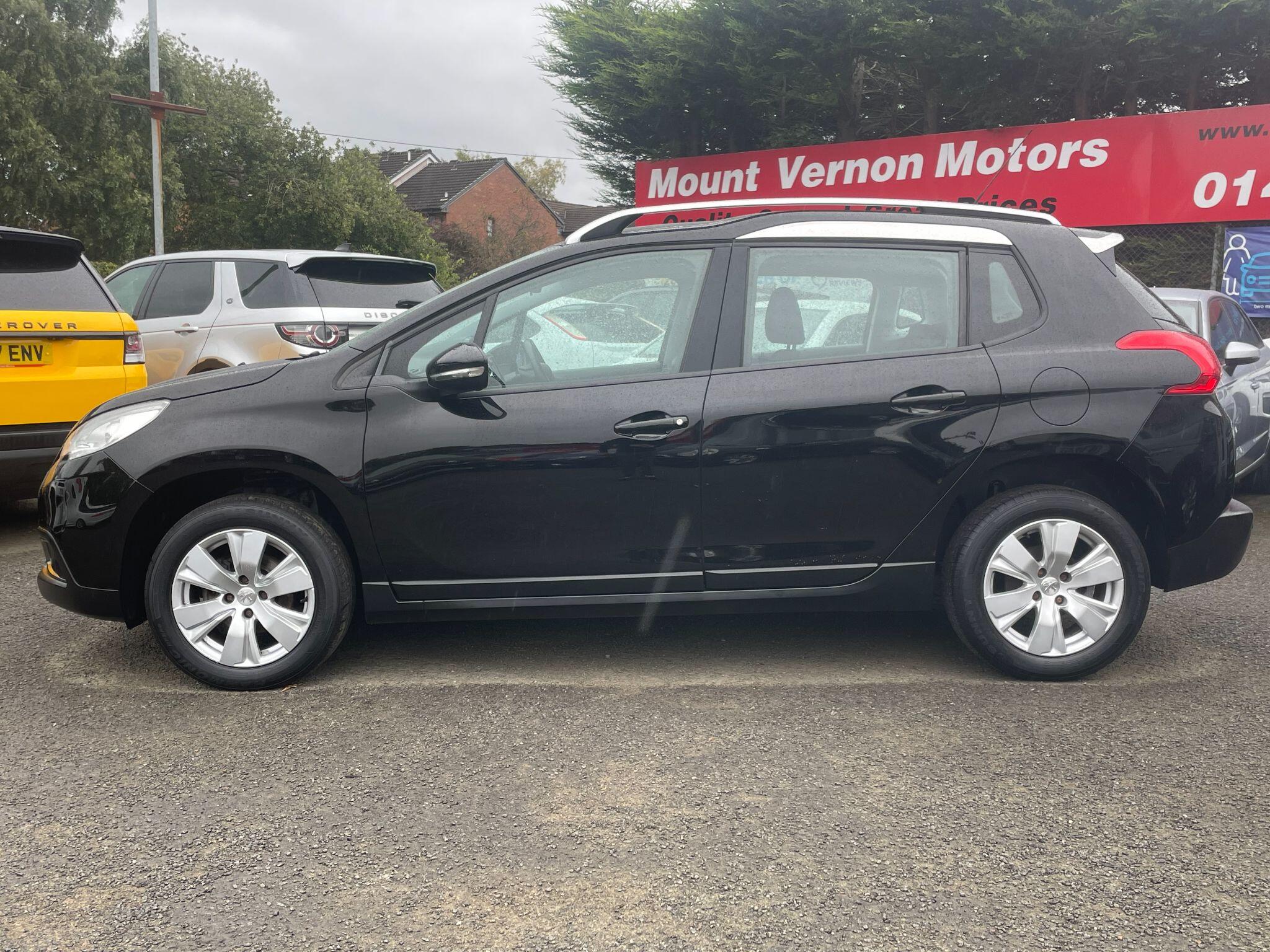 Peugeot 2008 view 9
