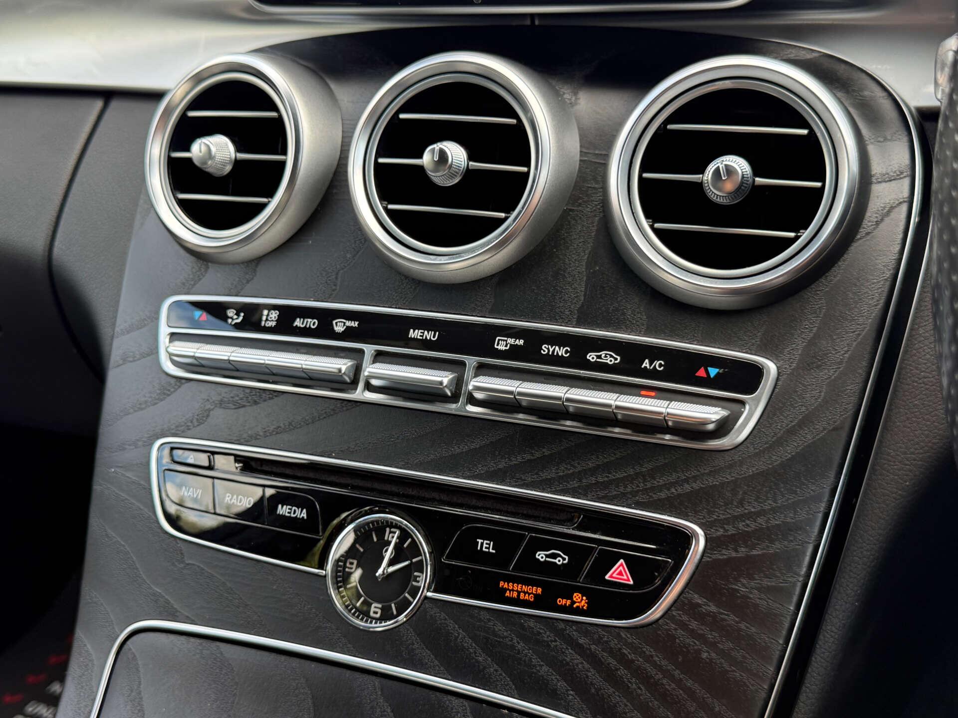 Mercedes-Benz C-Class view 58